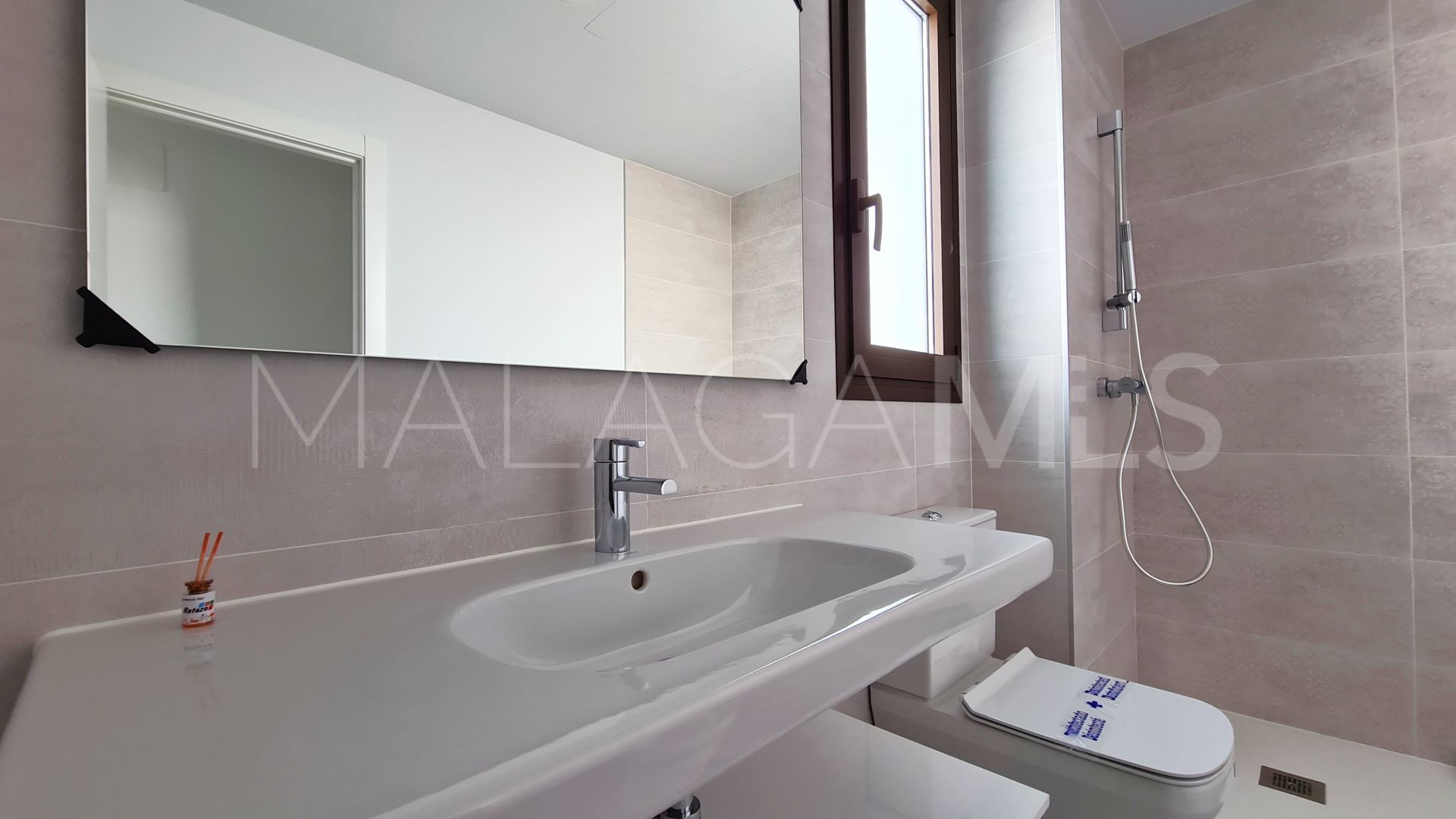 Duplex penthouse for sale in Estepona Ville
