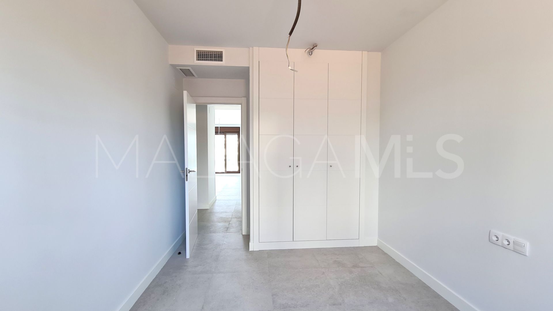 Duplex penthouse for sale in Estepona Ville