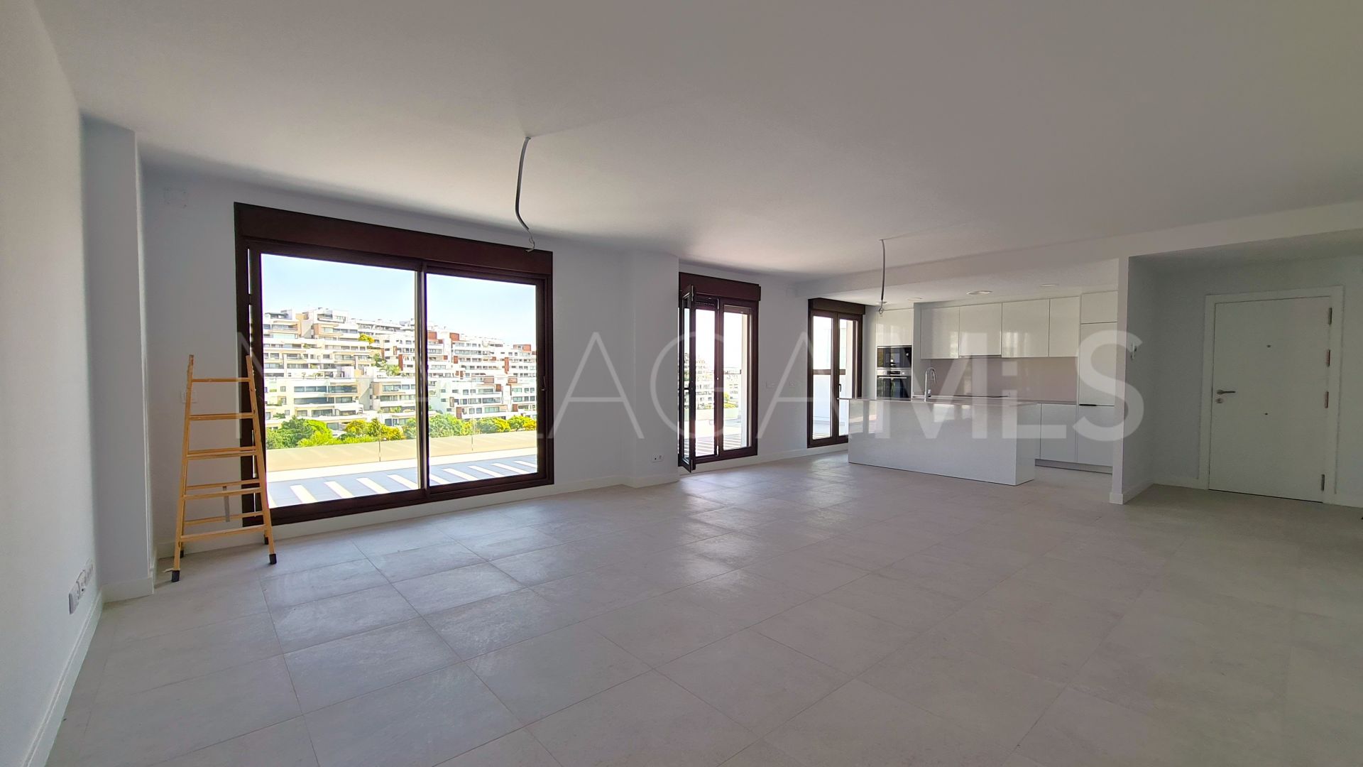 Duplex penthouse for sale in Estepona Ville