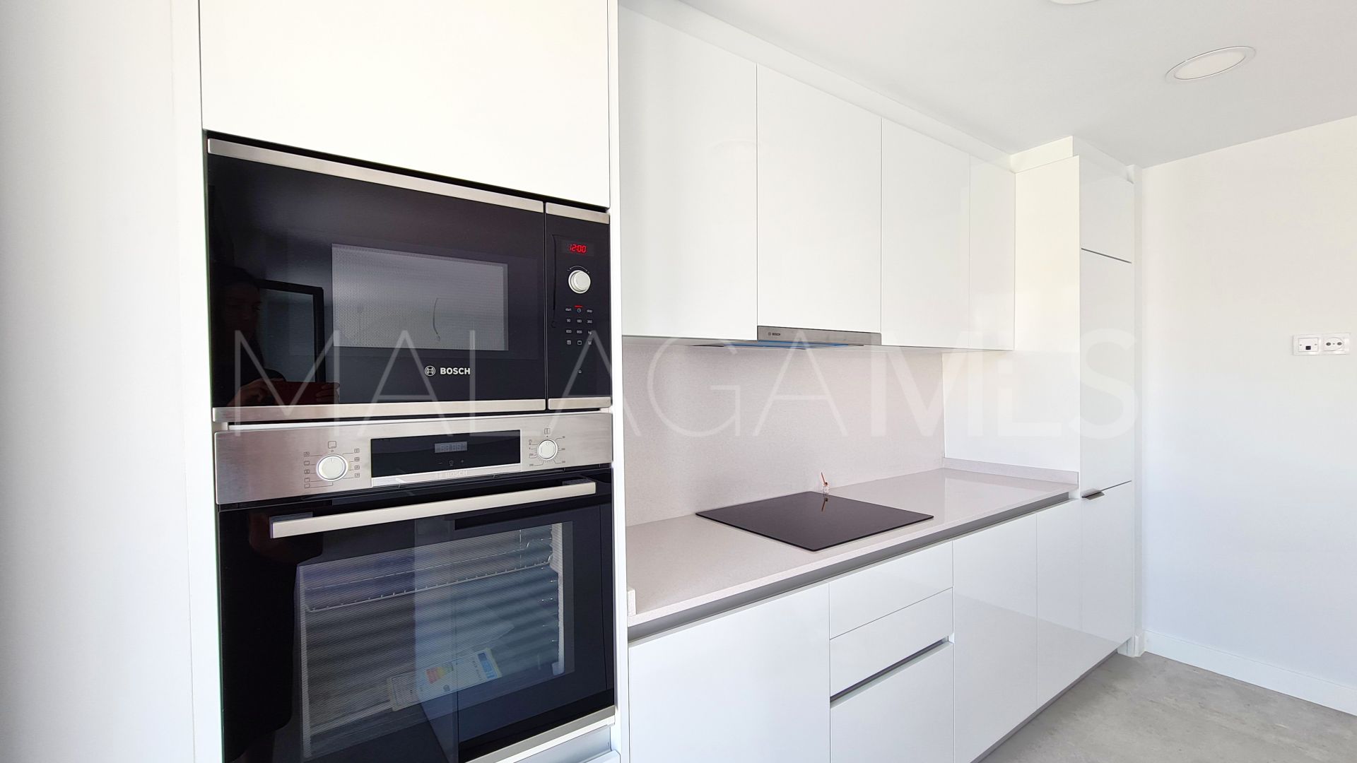 Duplex penthouse for sale in Estepona Ville