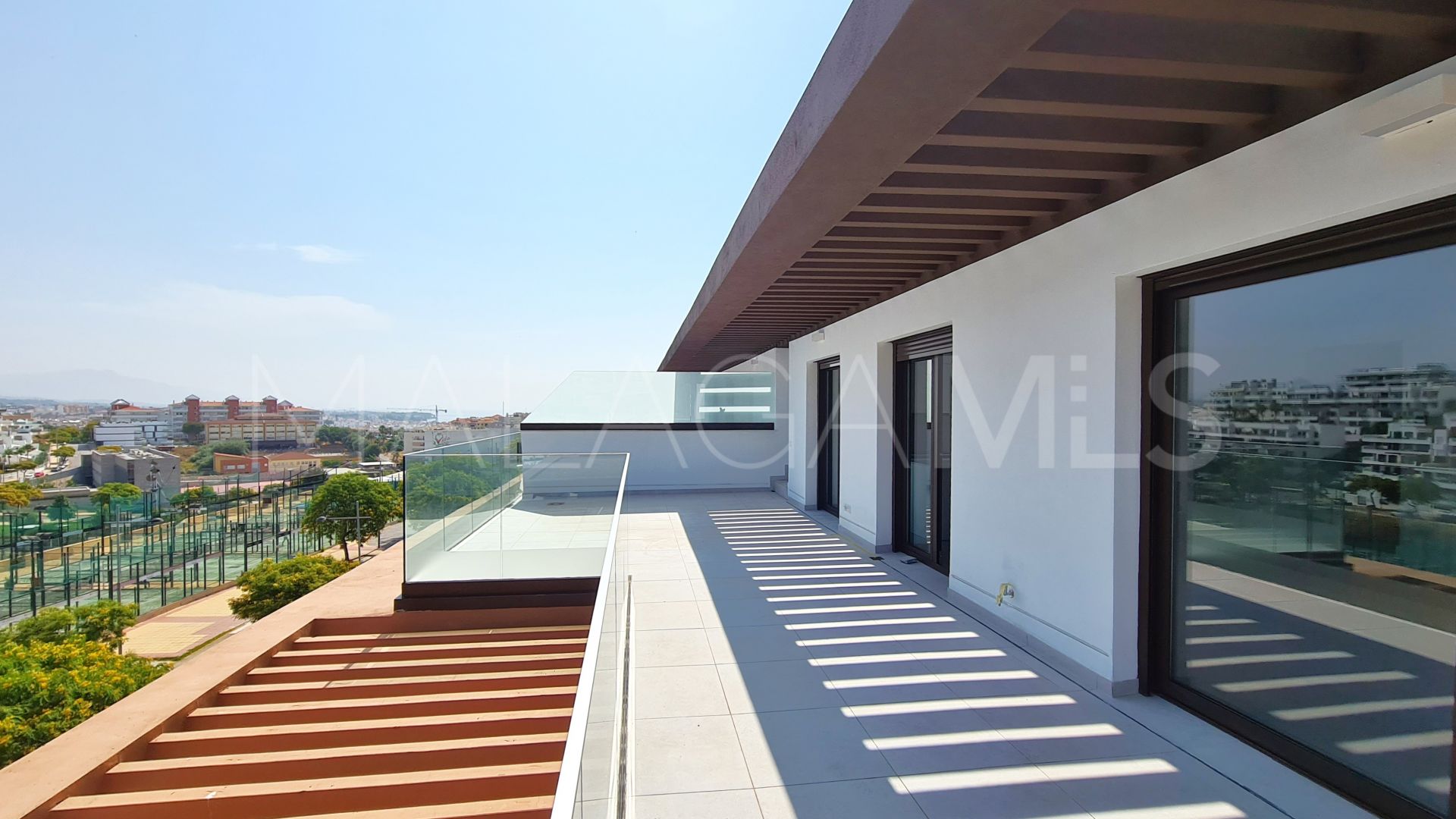 Duplex penthouse for sale in Estepona Ville