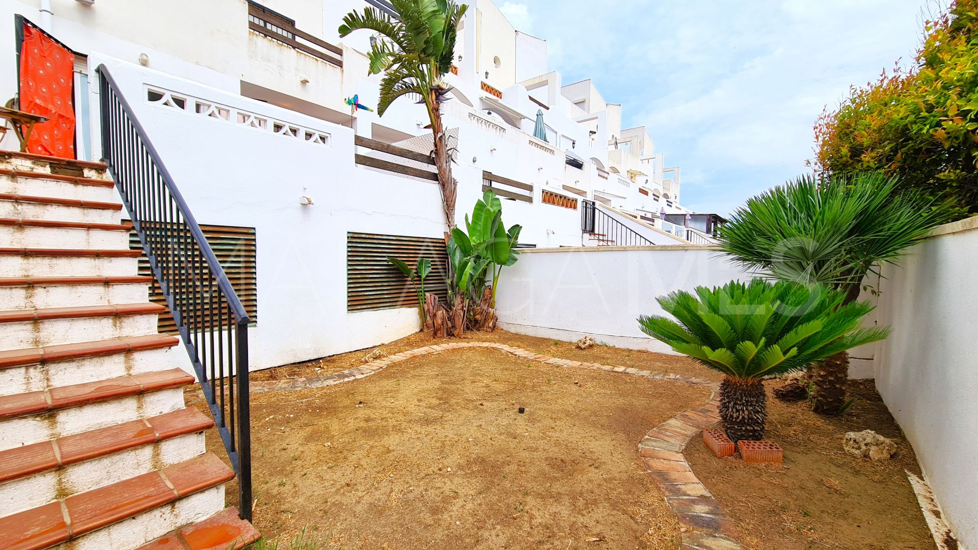 Apartamento planta baja with 2 bedrooms a la venta in Bahia de Casares