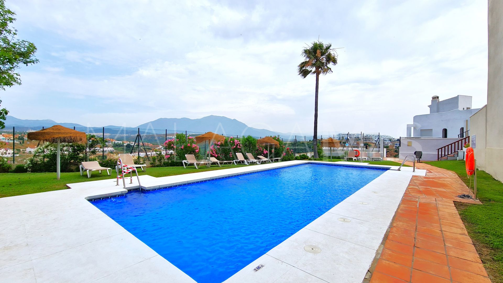 Apartamento planta baja with 2 bedrooms a la venta in Bahia de Casares