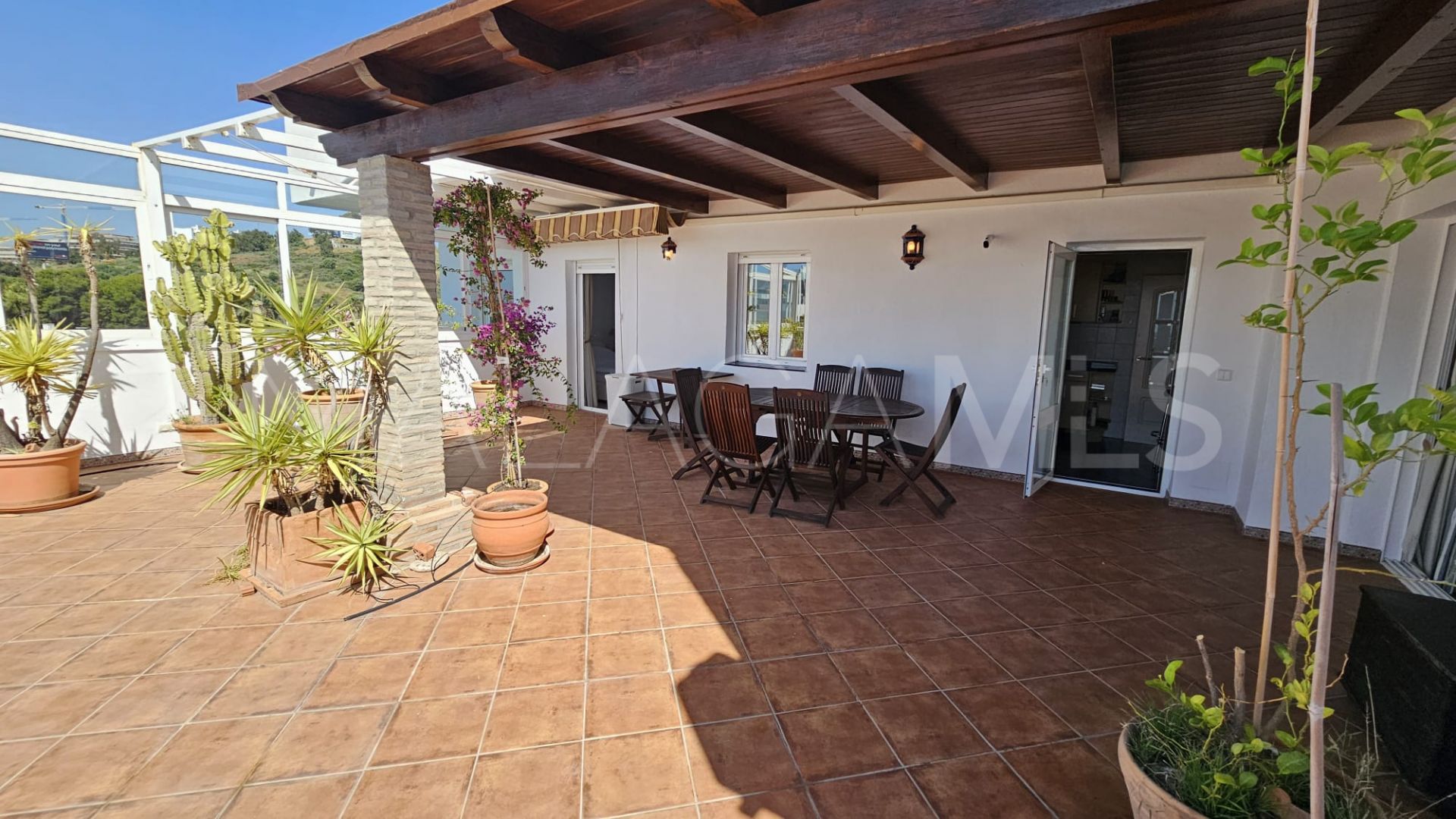 Takvåning for sale in Guadalobon