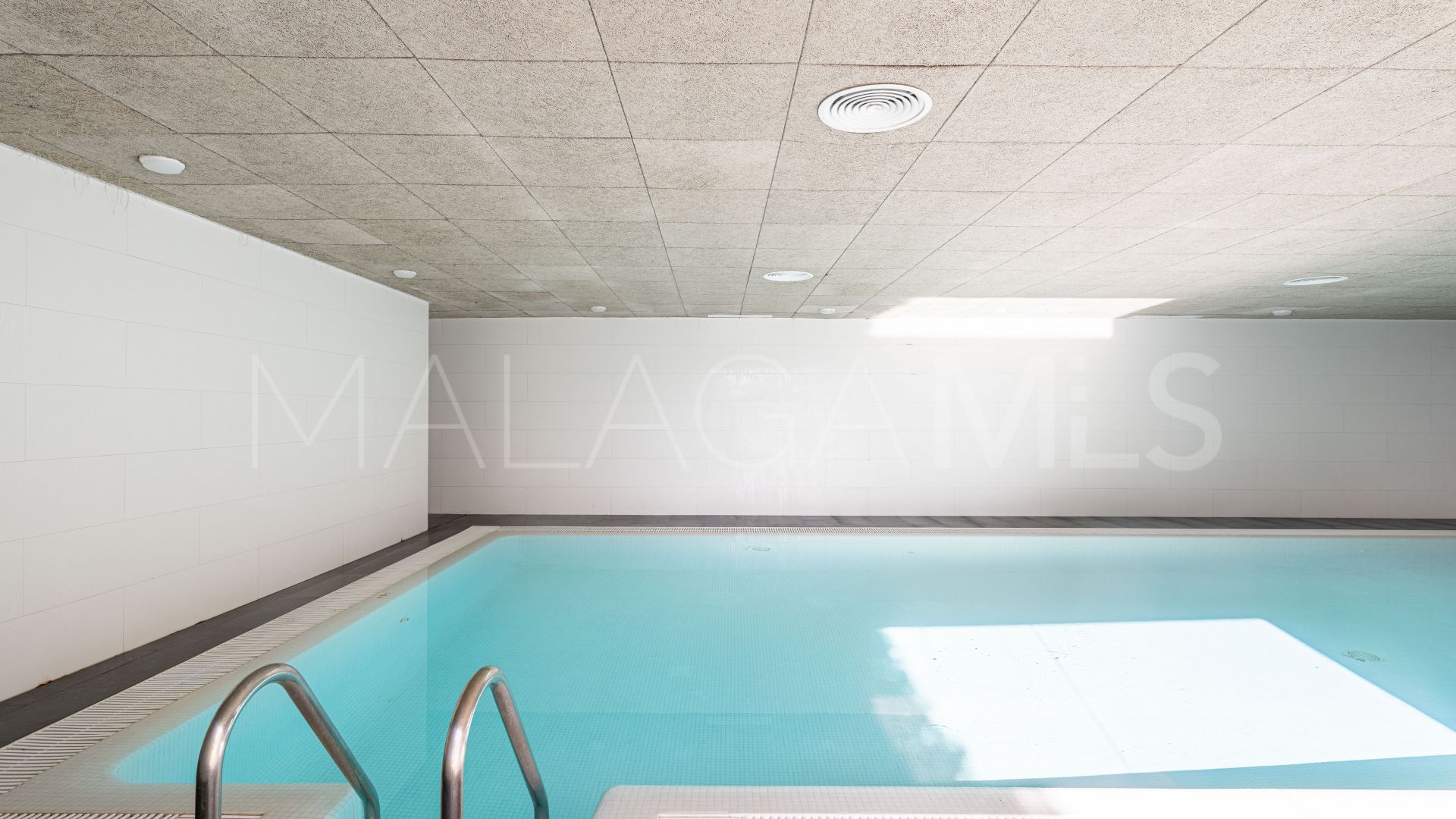For sale penthouse in Chullera
