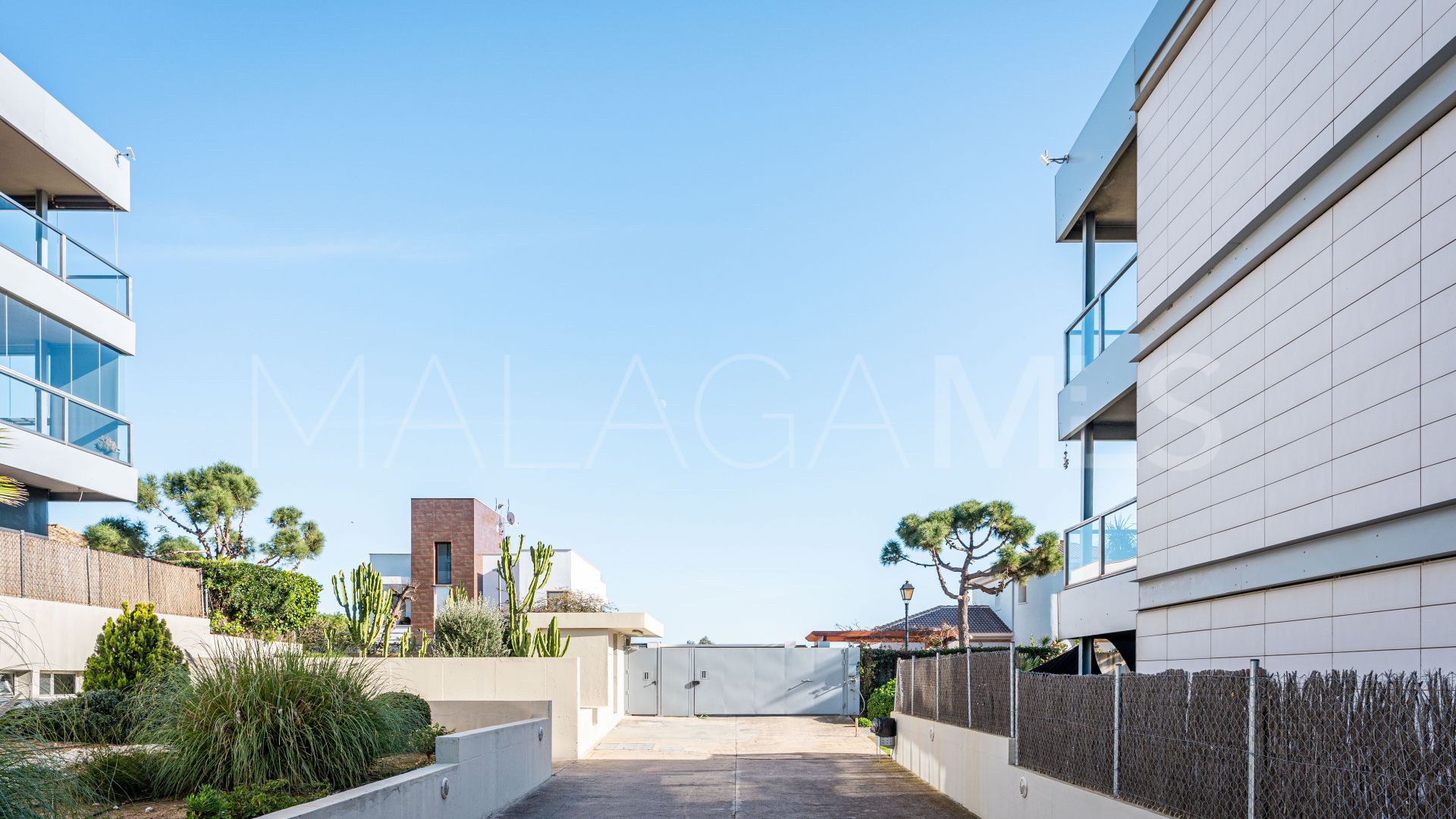For sale penthouse in Chullera