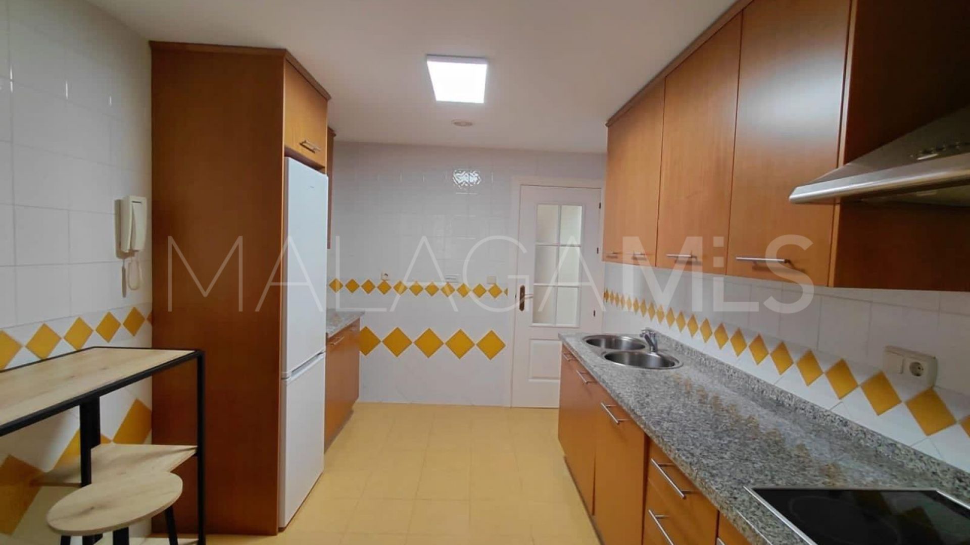 For sale 1 bedroom ground floor apartment in Rio Real