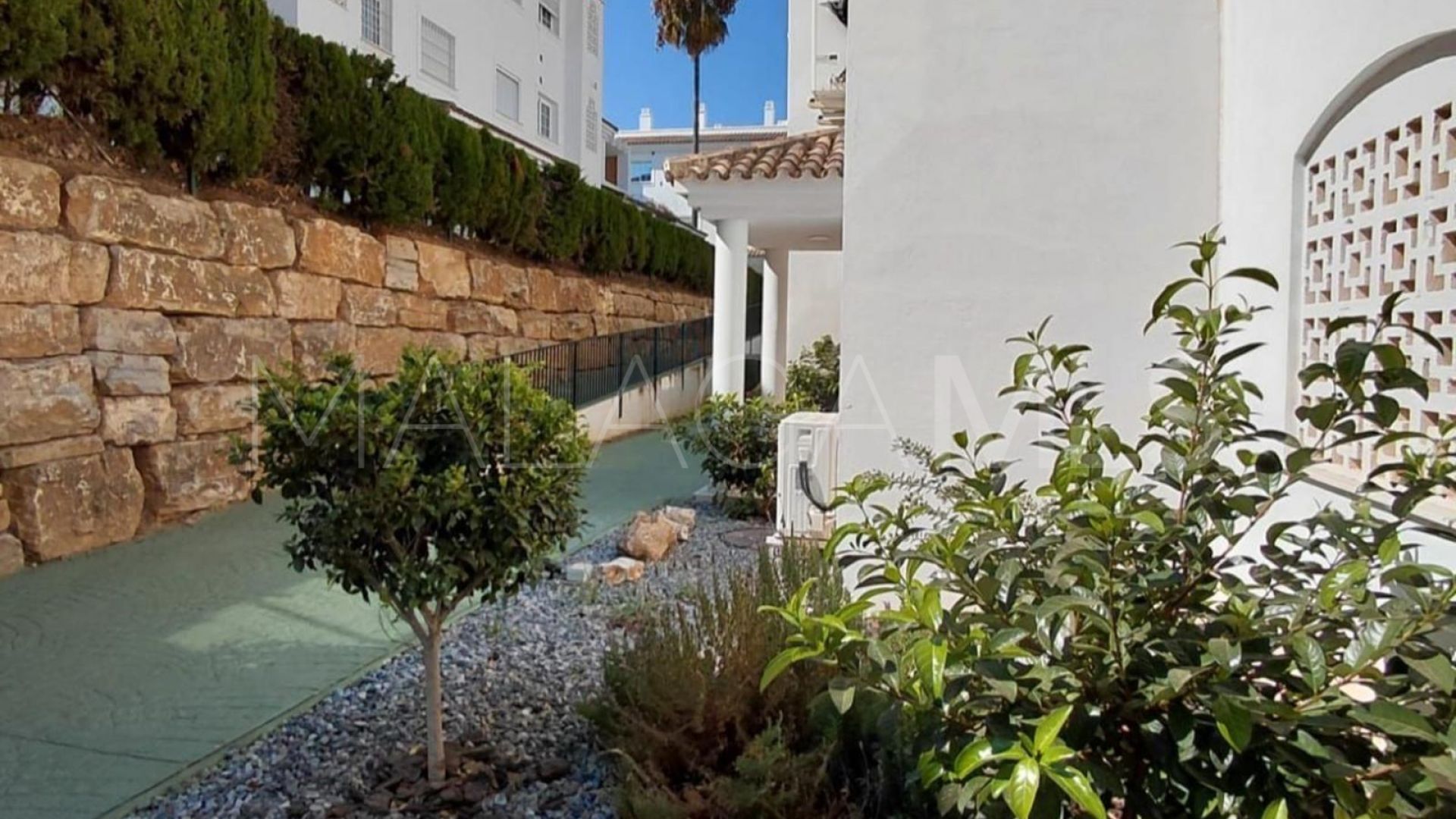 For sale 1 bedroom ground floor apartment in Rio Real