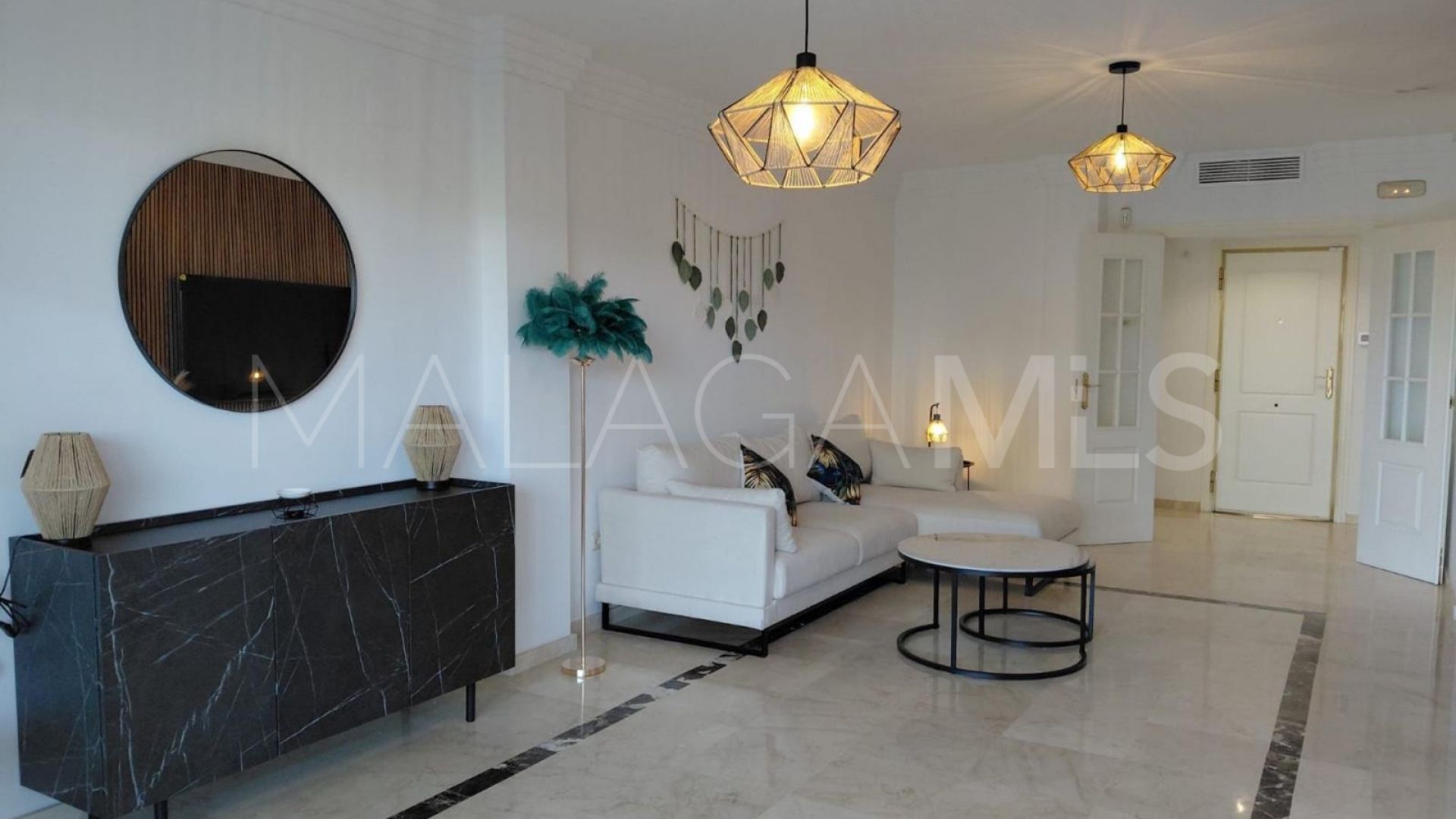 For sale 1 bedroom ground floor apartment in Rio Real
