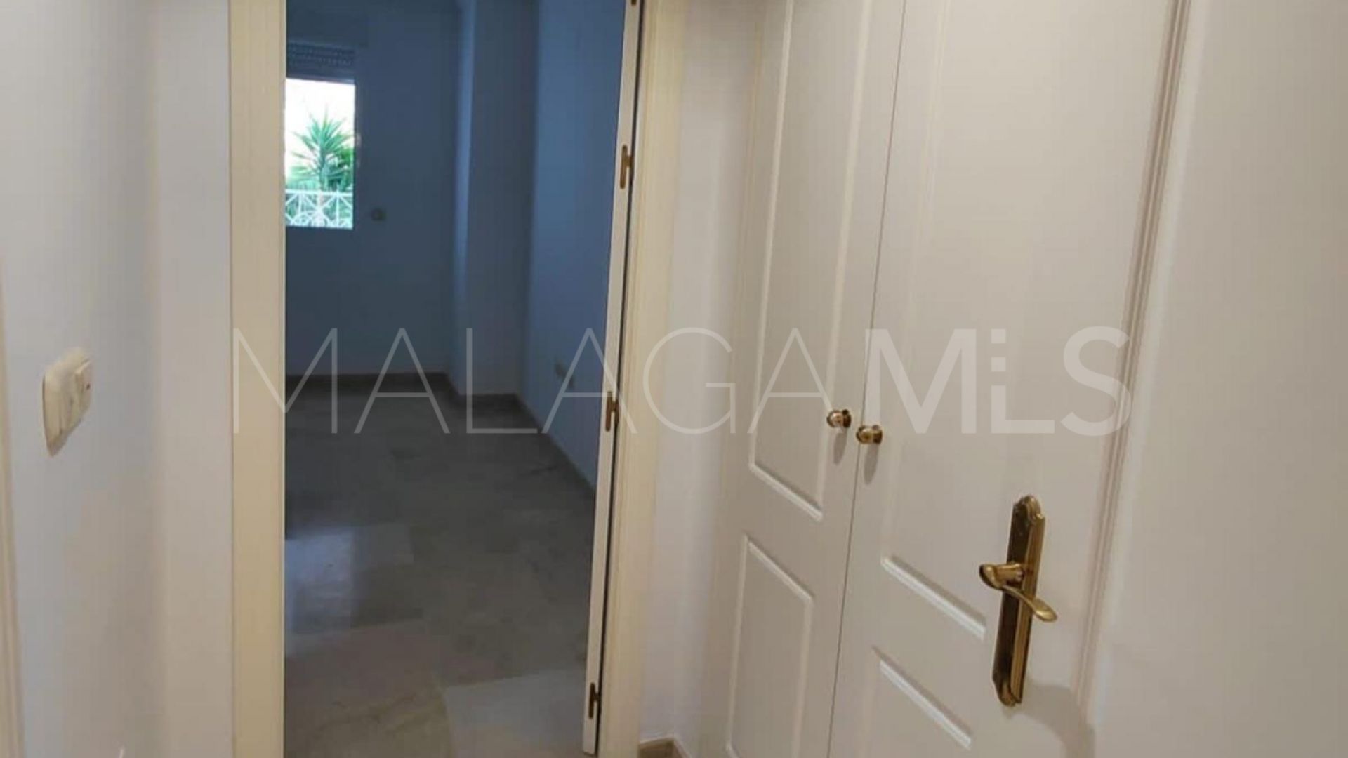 For sale 1 bedroom ground floor apartment in Rio Real