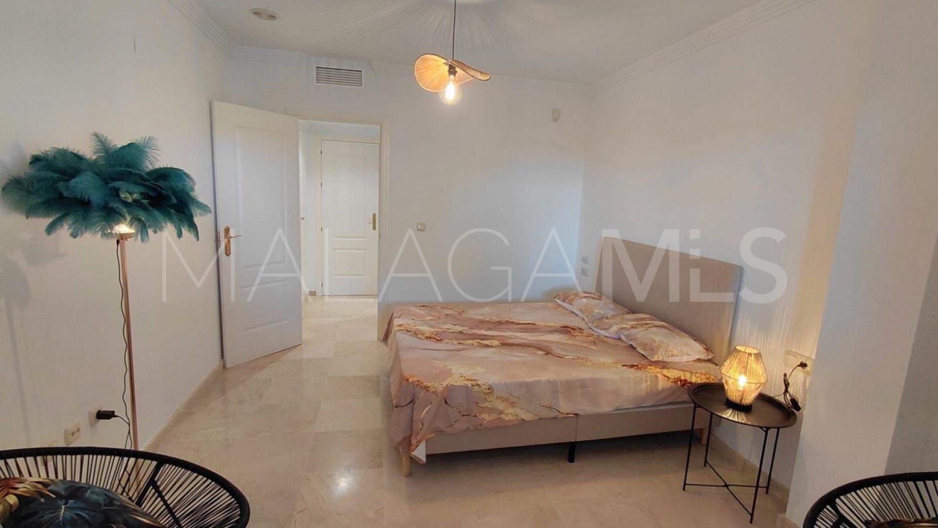 For sale 1 bedroom ground floor apartment in Rio Real