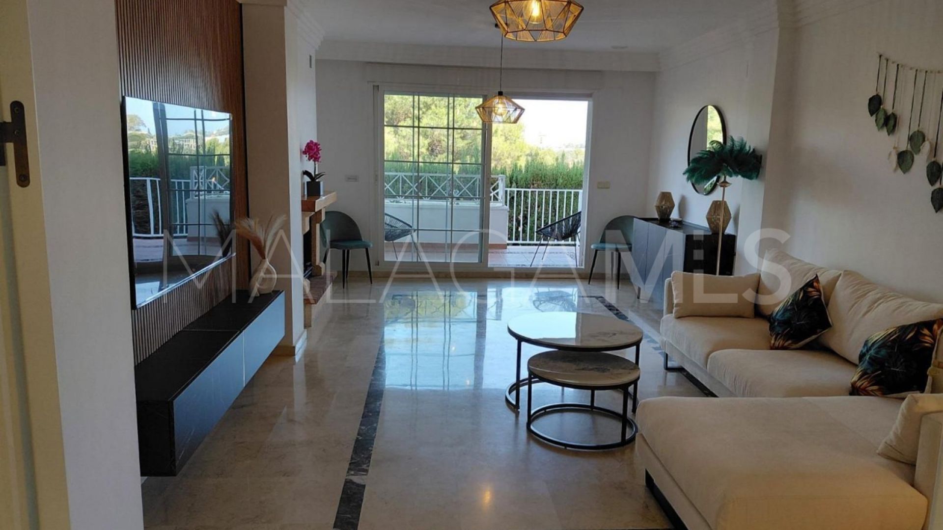 For sale 1 bedroom ground floor apartment in Rio Real