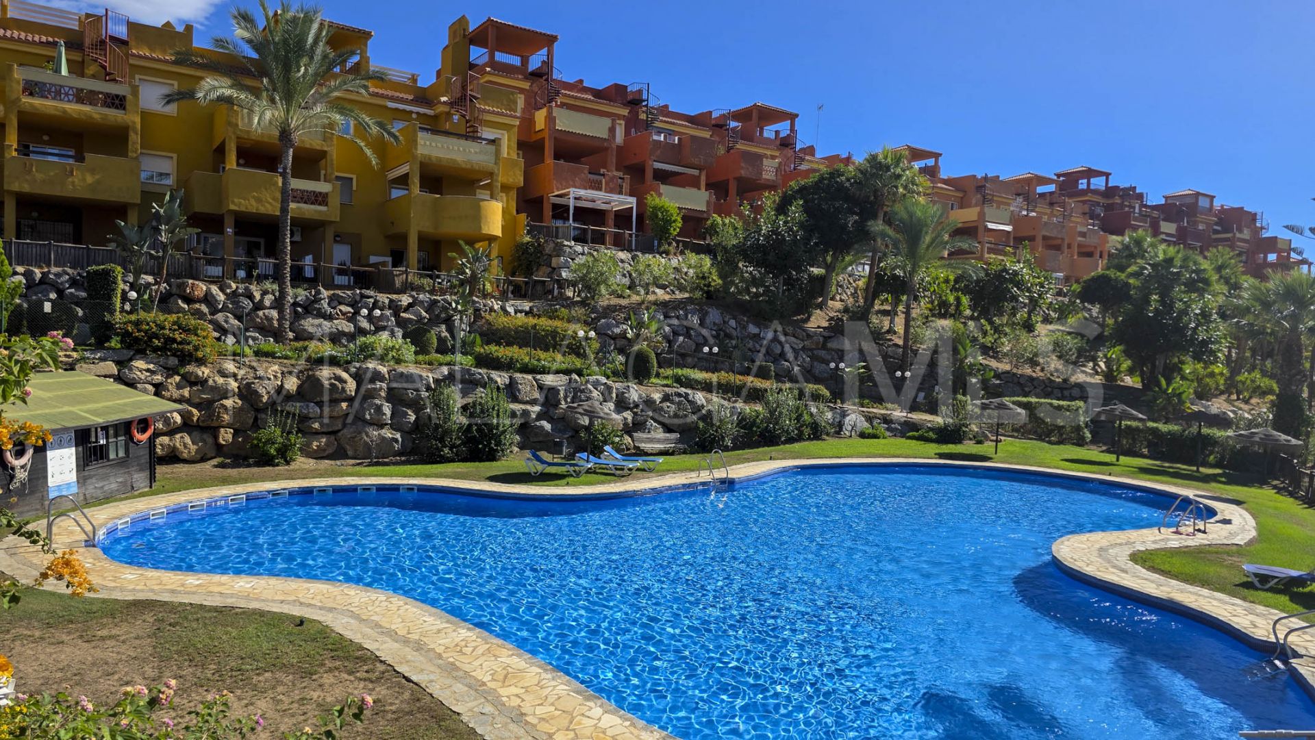 Buy duplex de 2 bedrooms in La Reserva de Marbella