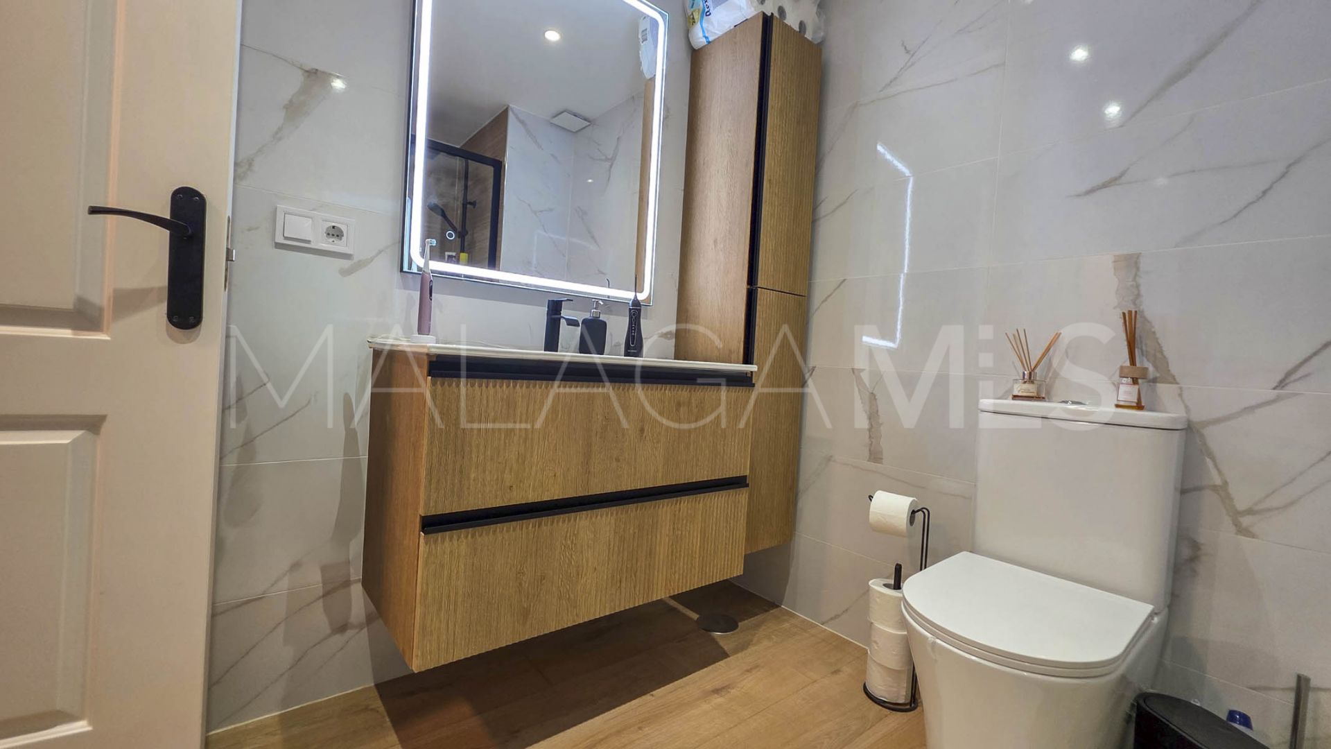 Buy duplex de 2 bedrooms in La Reserva de Marbella