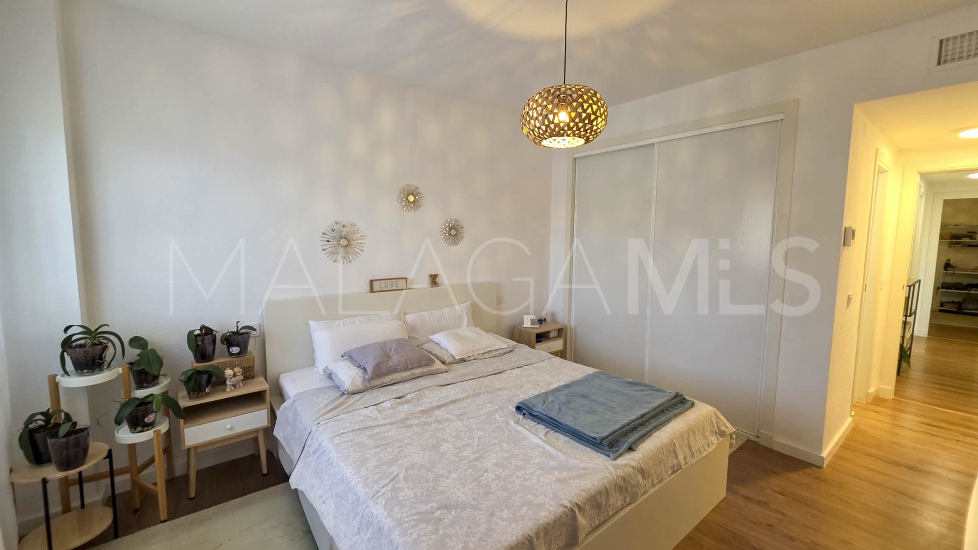 Buy duplex de 2 bedrooms in La Reserva de Marbella