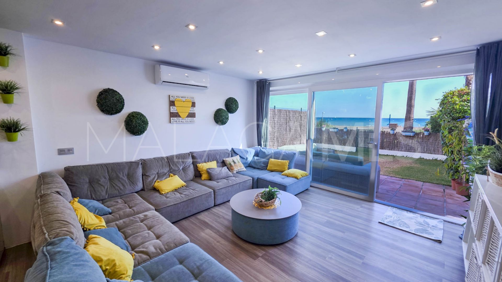 Apartamento planta baja with 1 bedroom a la venta in Marina de Casares