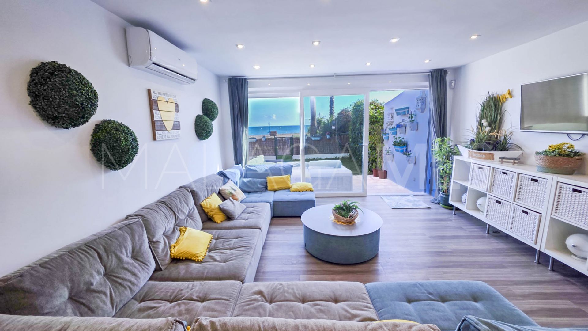 Apartamento planta baja with 1 bedroom a la venta in Marina de Casares
