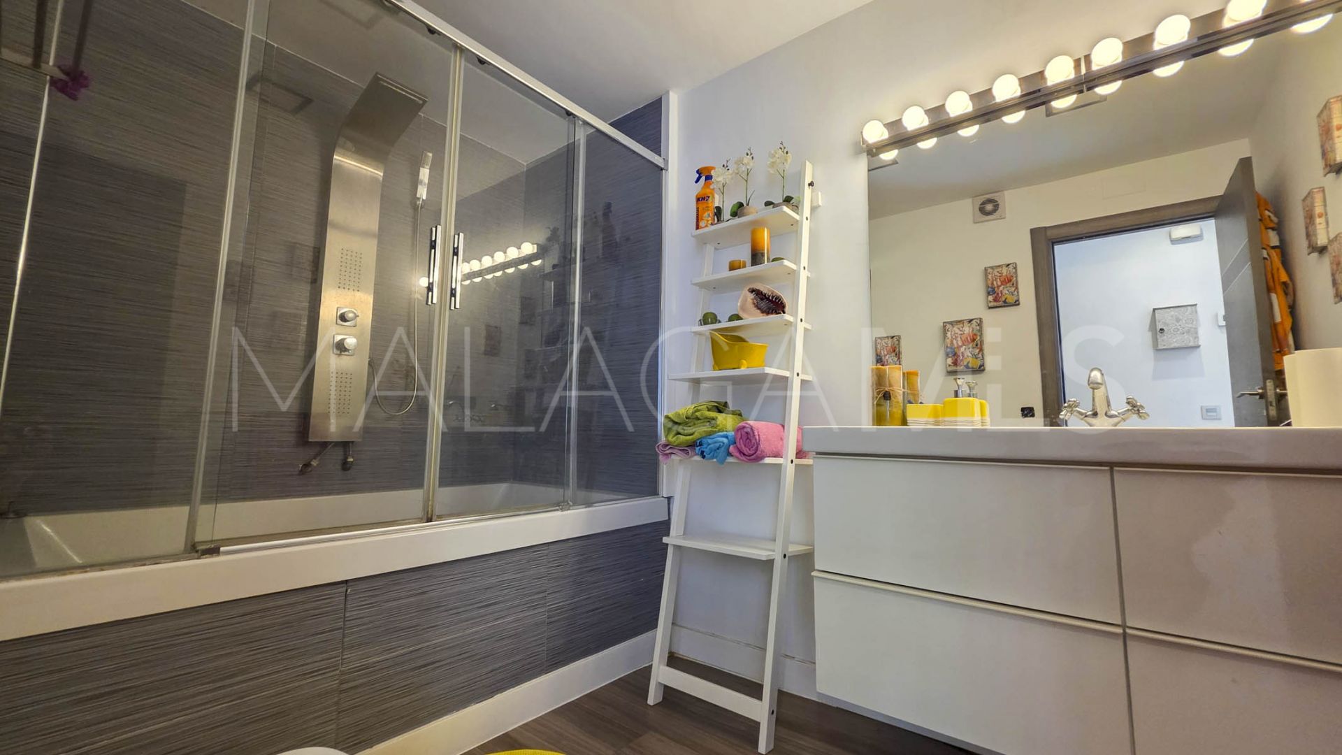 Apartamento planta baja with 1 bedroom a la venta in Marina de Casares