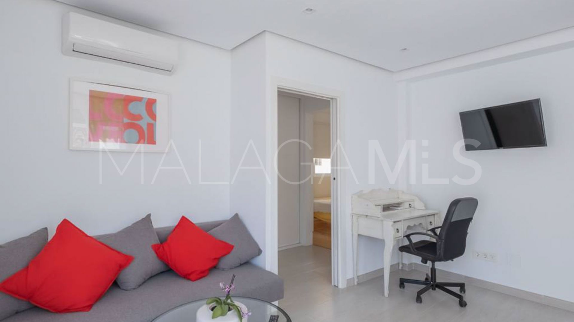 Casco antiguo 6 bedrooms villa for sale