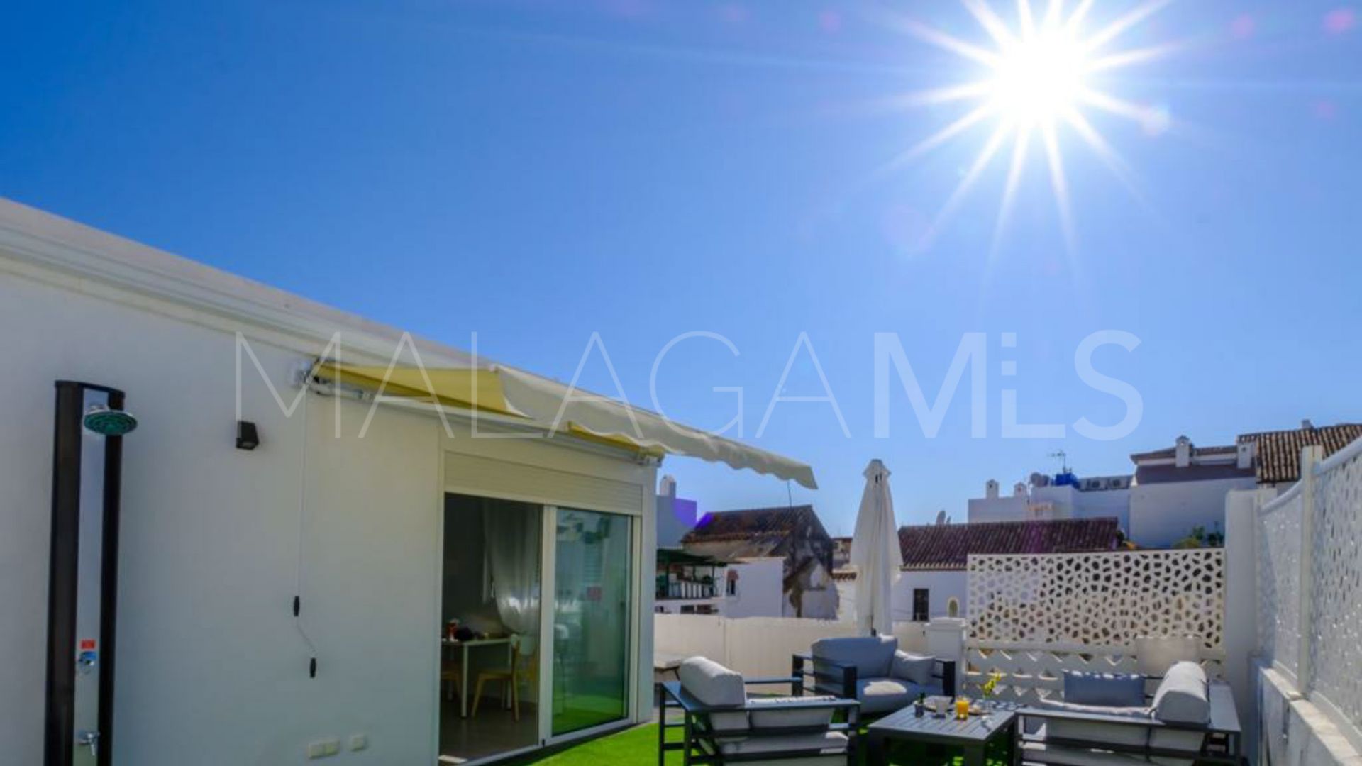 Casco antiguo 6 bedrooms villa for sale