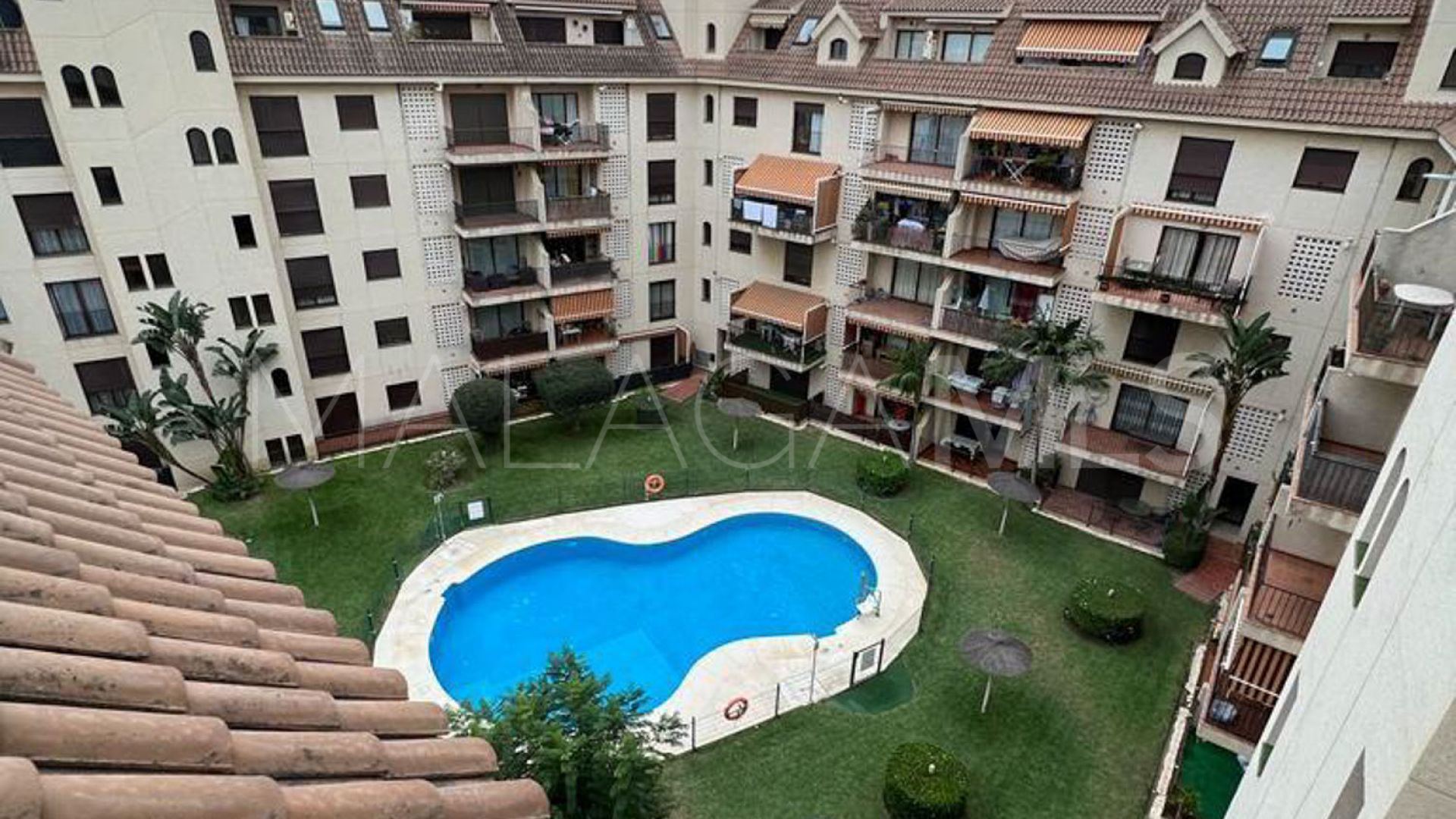 Sabinillas penthouse for sale