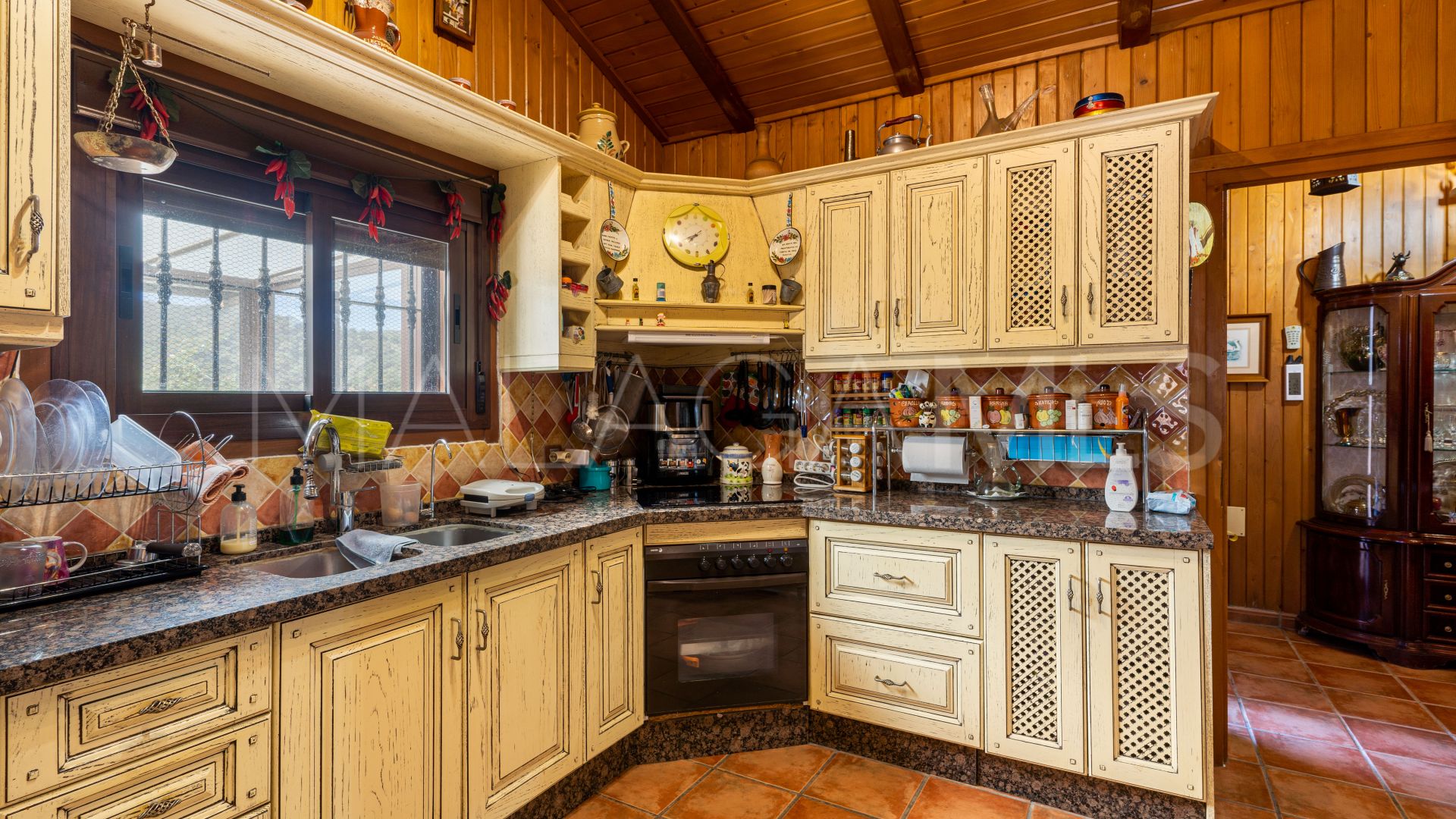 Se vende casa in Estepona with 3 bedrooms