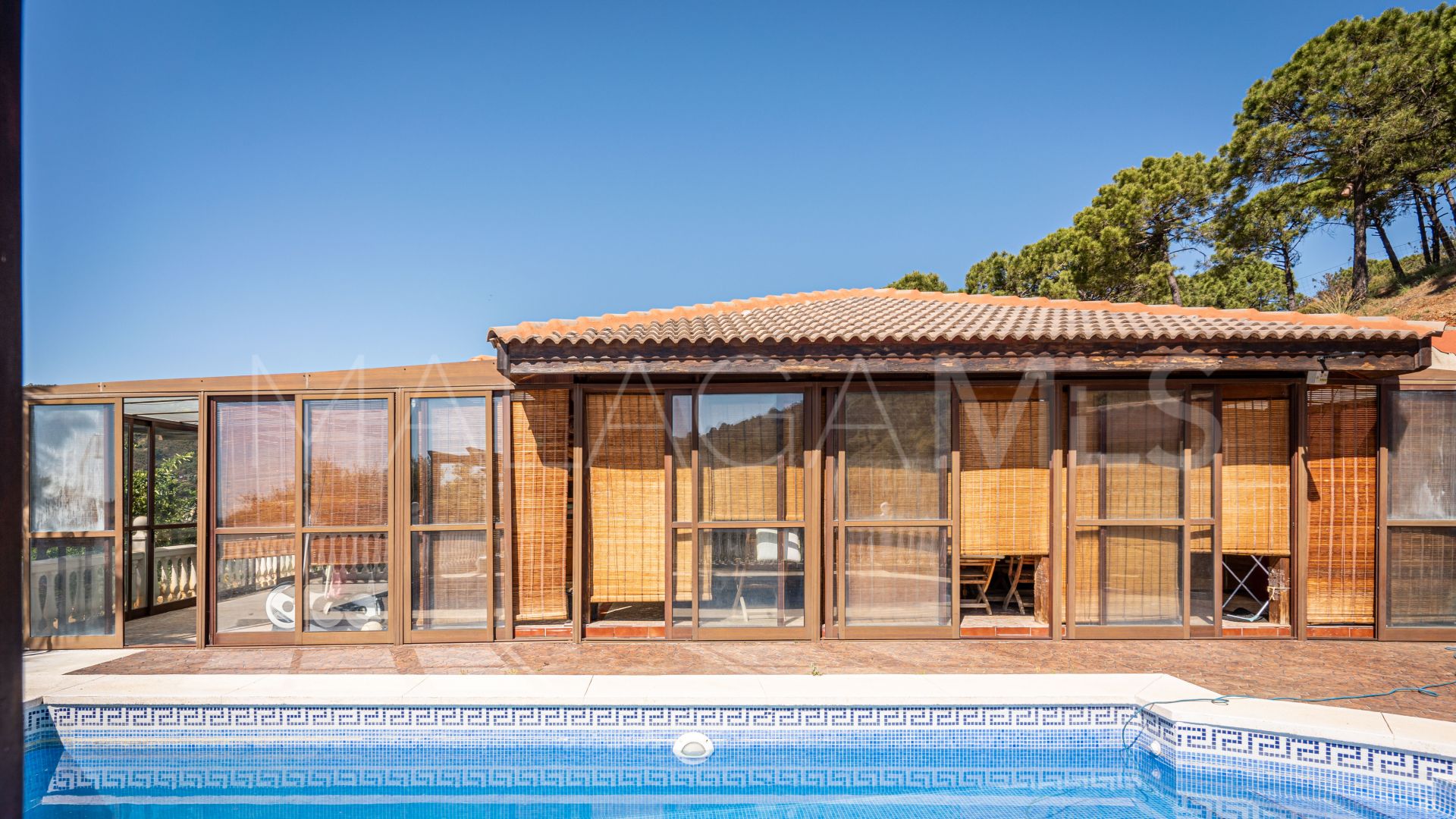 Se vende casa in Estepona with 3 bedrooms
