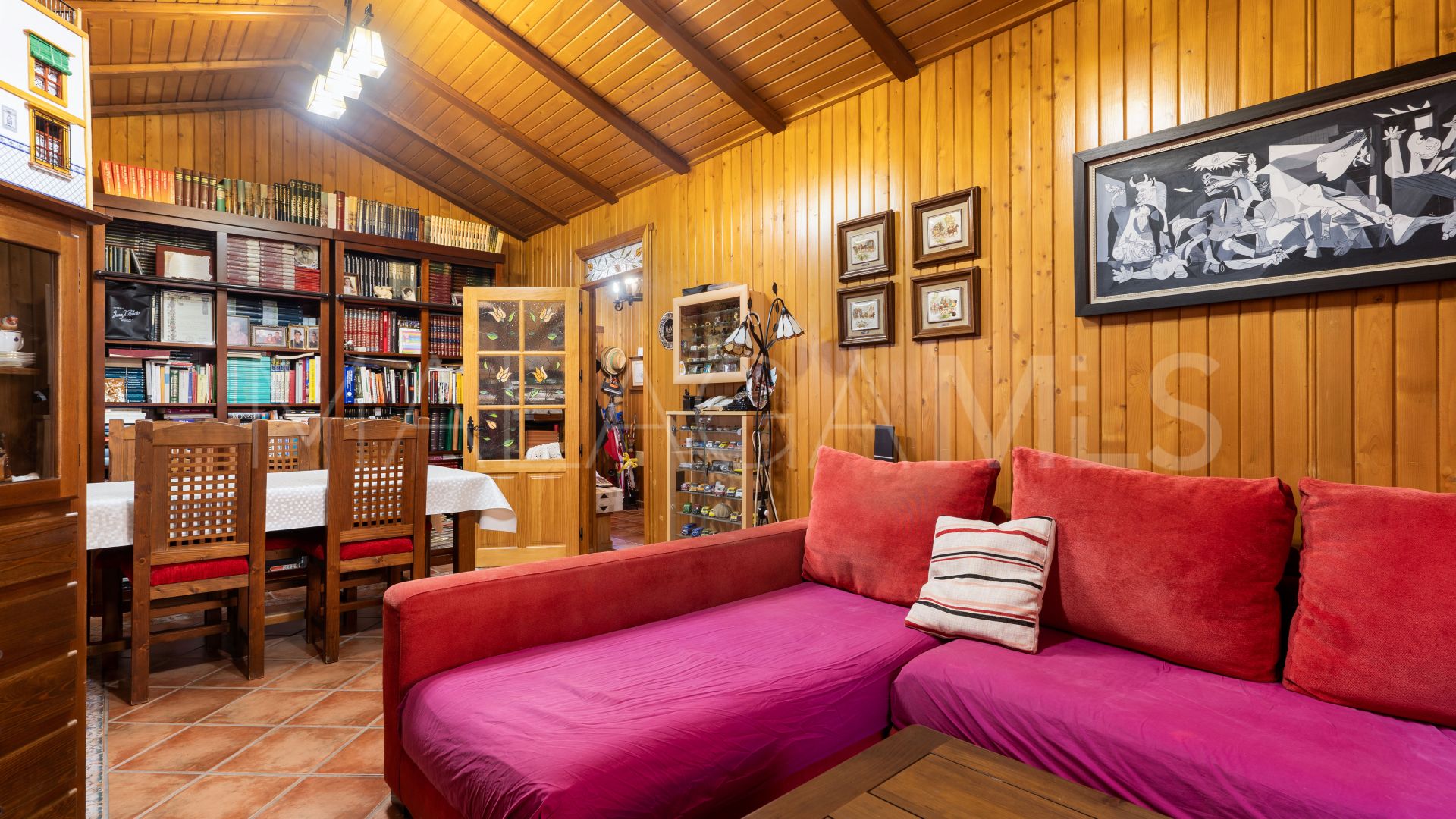 Se vende casa in Estepona with 3 bedrooms