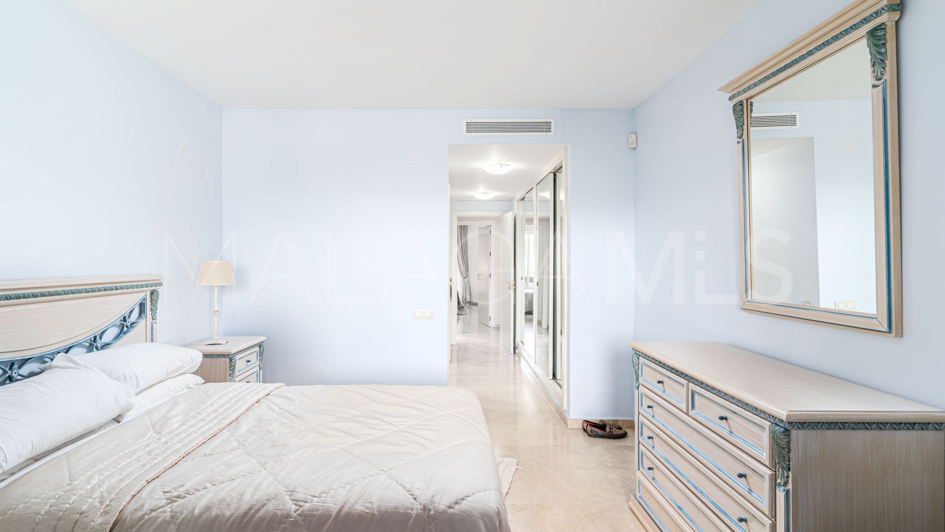 Buy apartamento planta baja de 3 bedrooms in La Duquesa