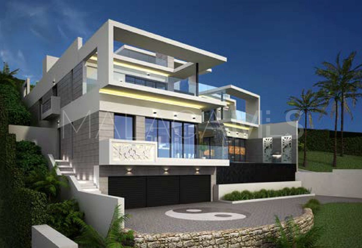 Villa for sale in Benahavis