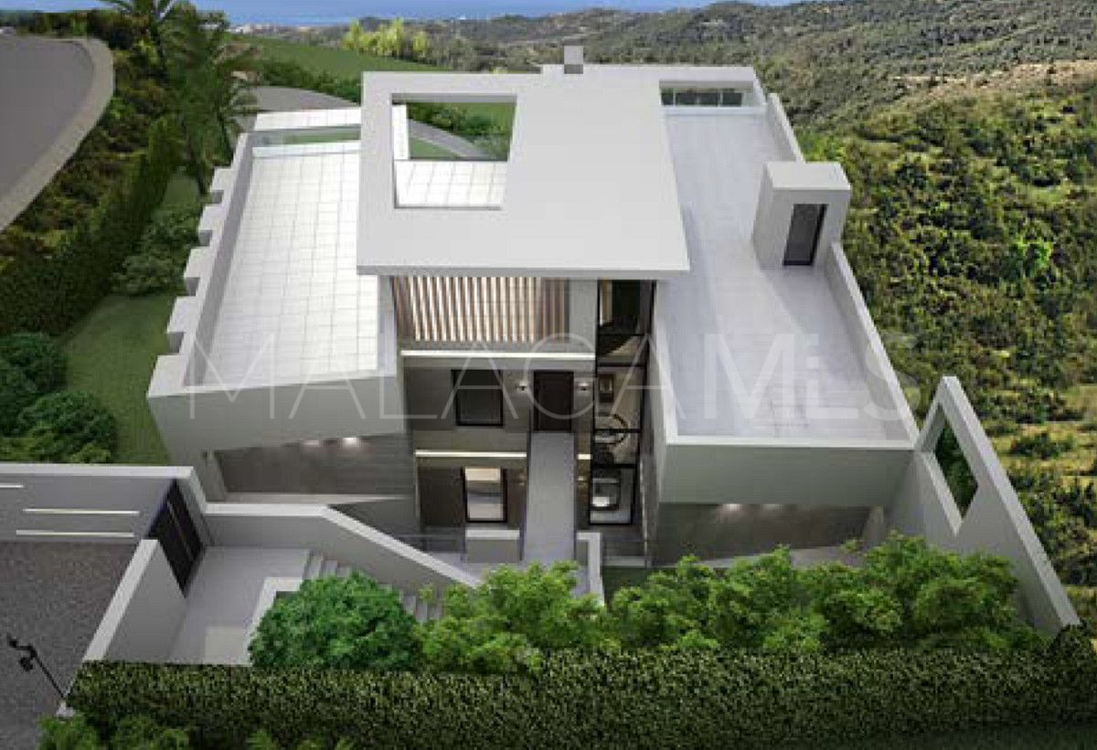 Villa for sale in Benahavis