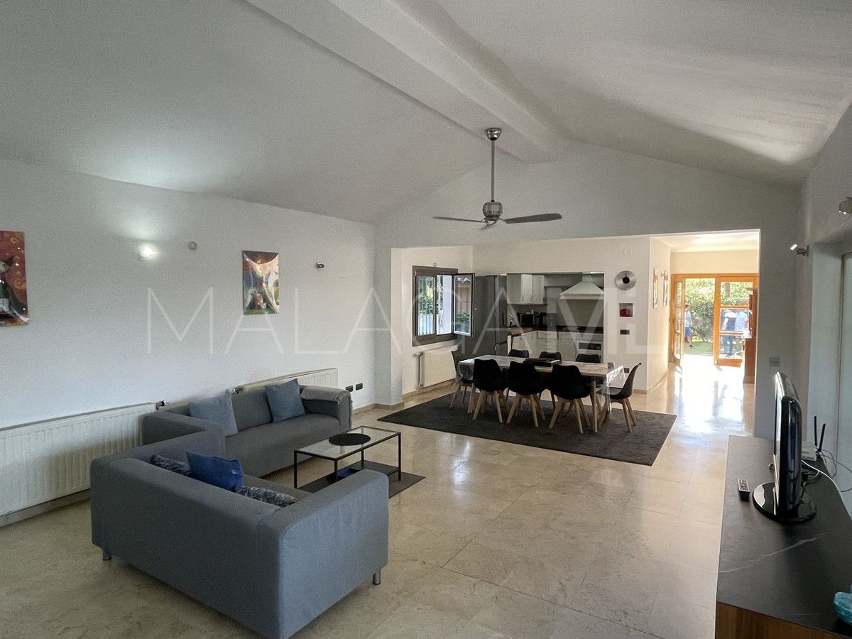 Villa for sale in Marbella City