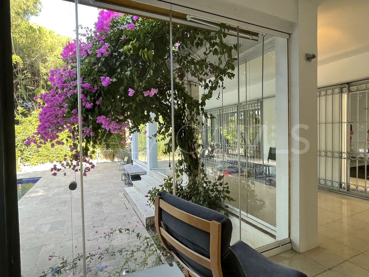 Villa for sale in Marbella City