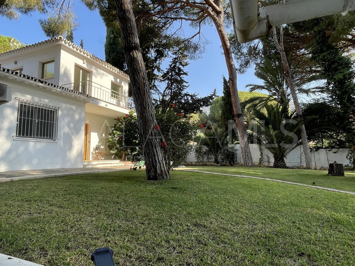 Villa for sale in Marbella City