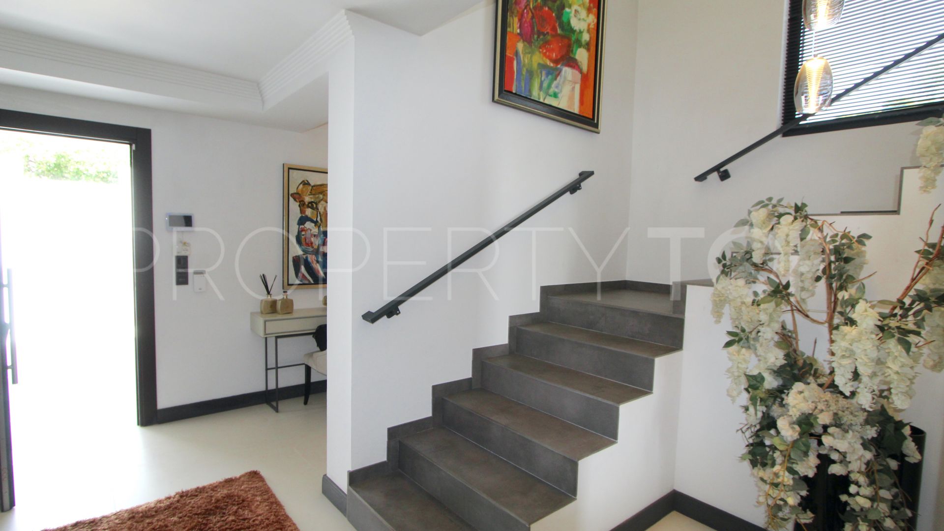 Nueva Andalucia semi detached villa for sale