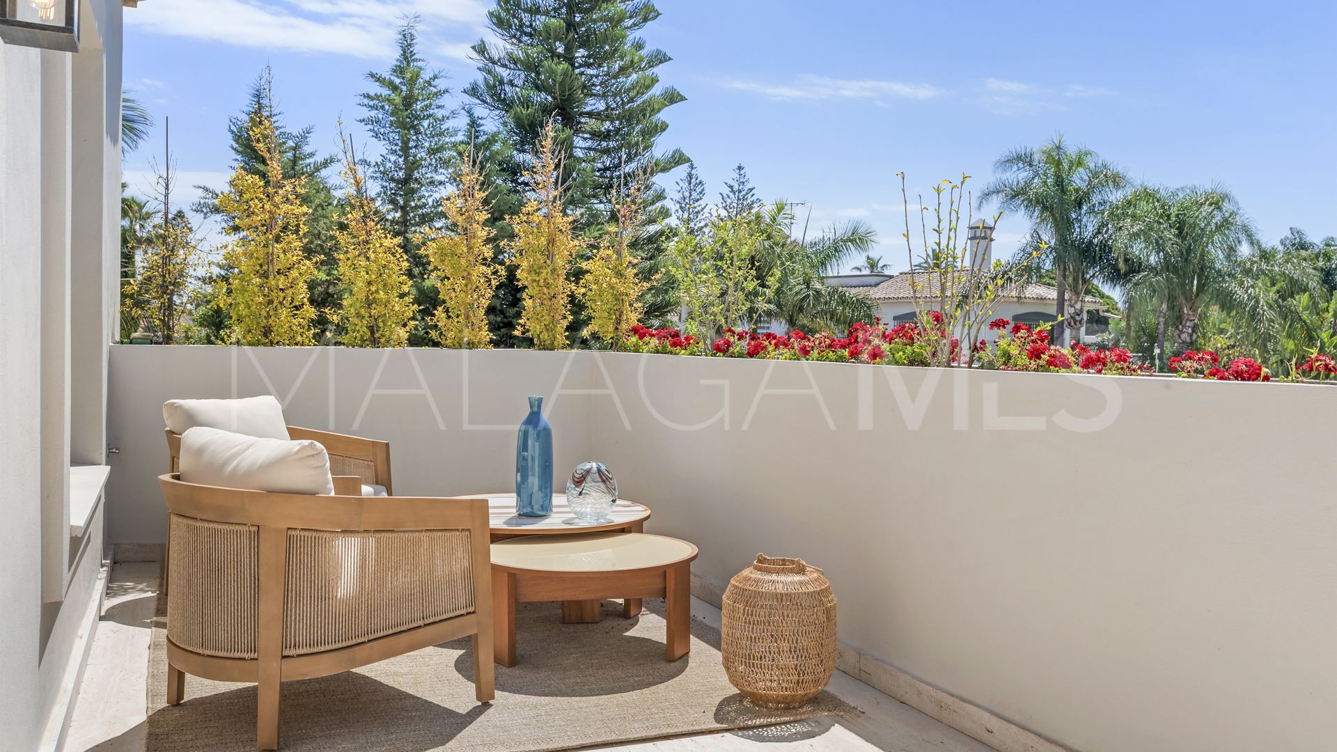 Villa for sale in Casasola