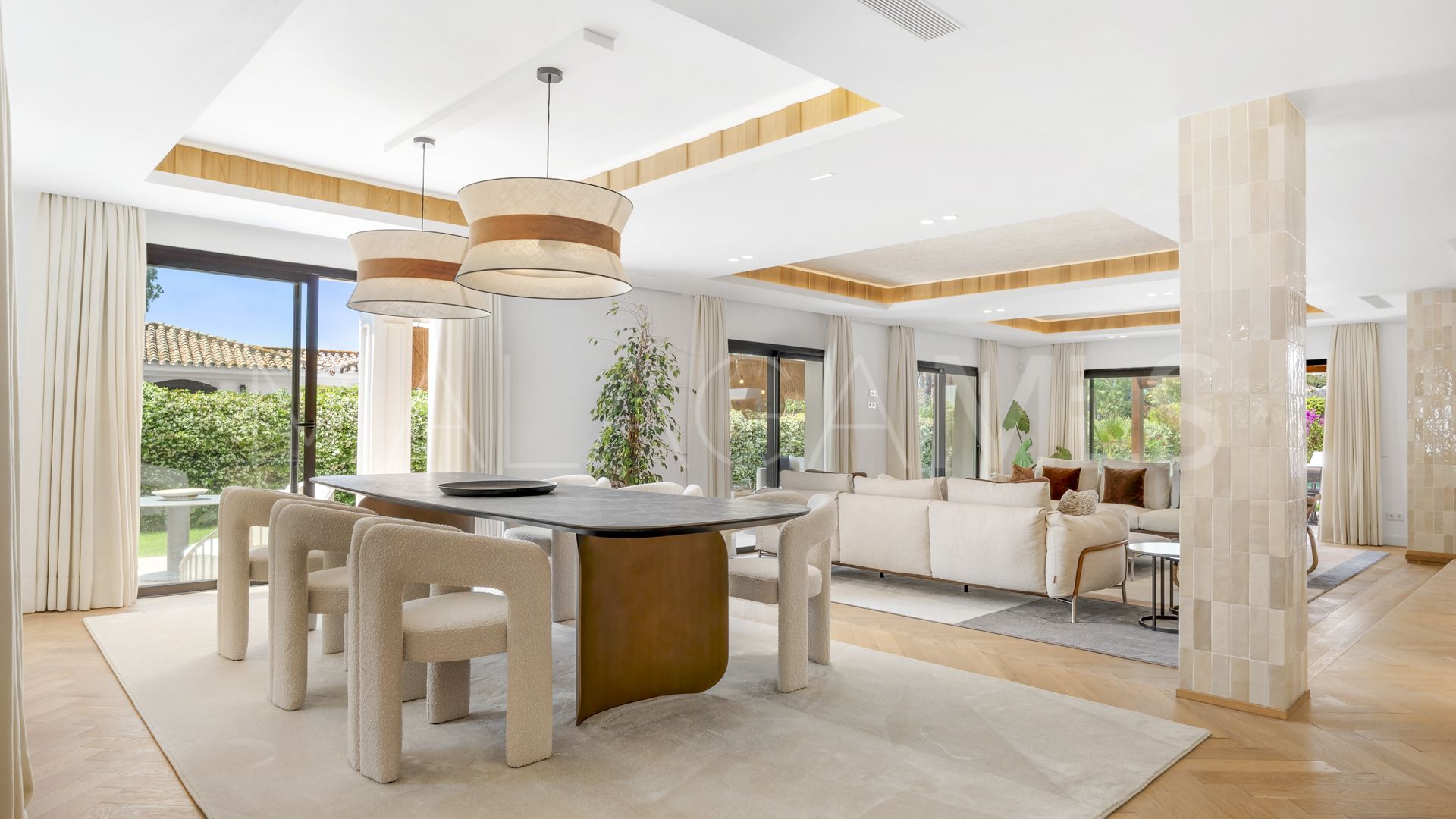 Villa for sale in Casasola
