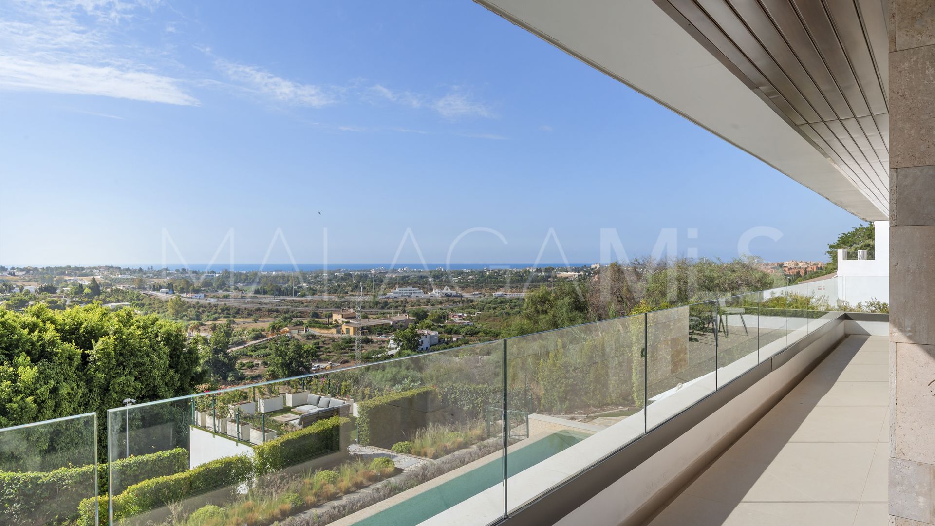 Villa for sale in Benahavis