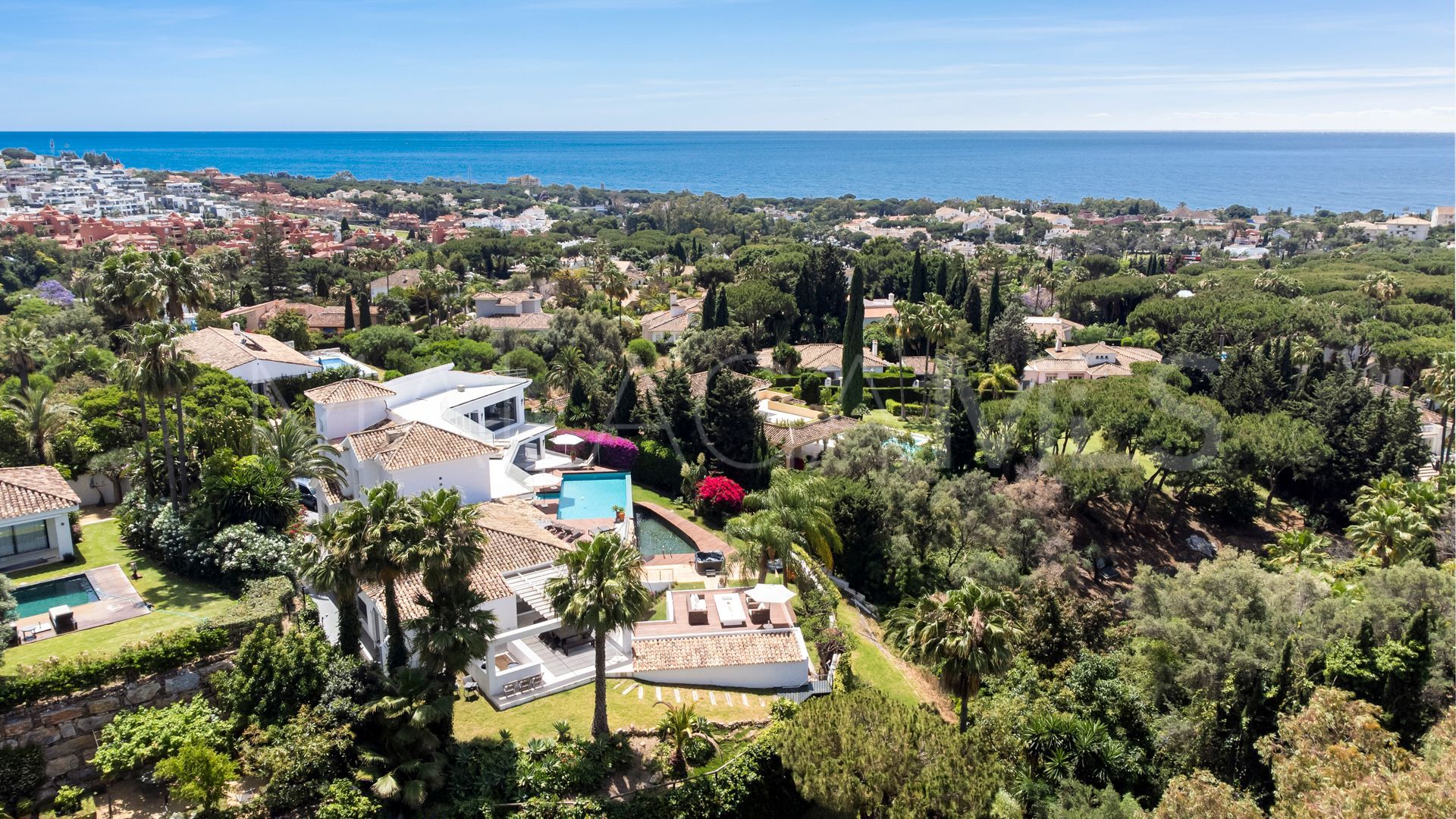 Villa for sale in Hacienda las Chapas