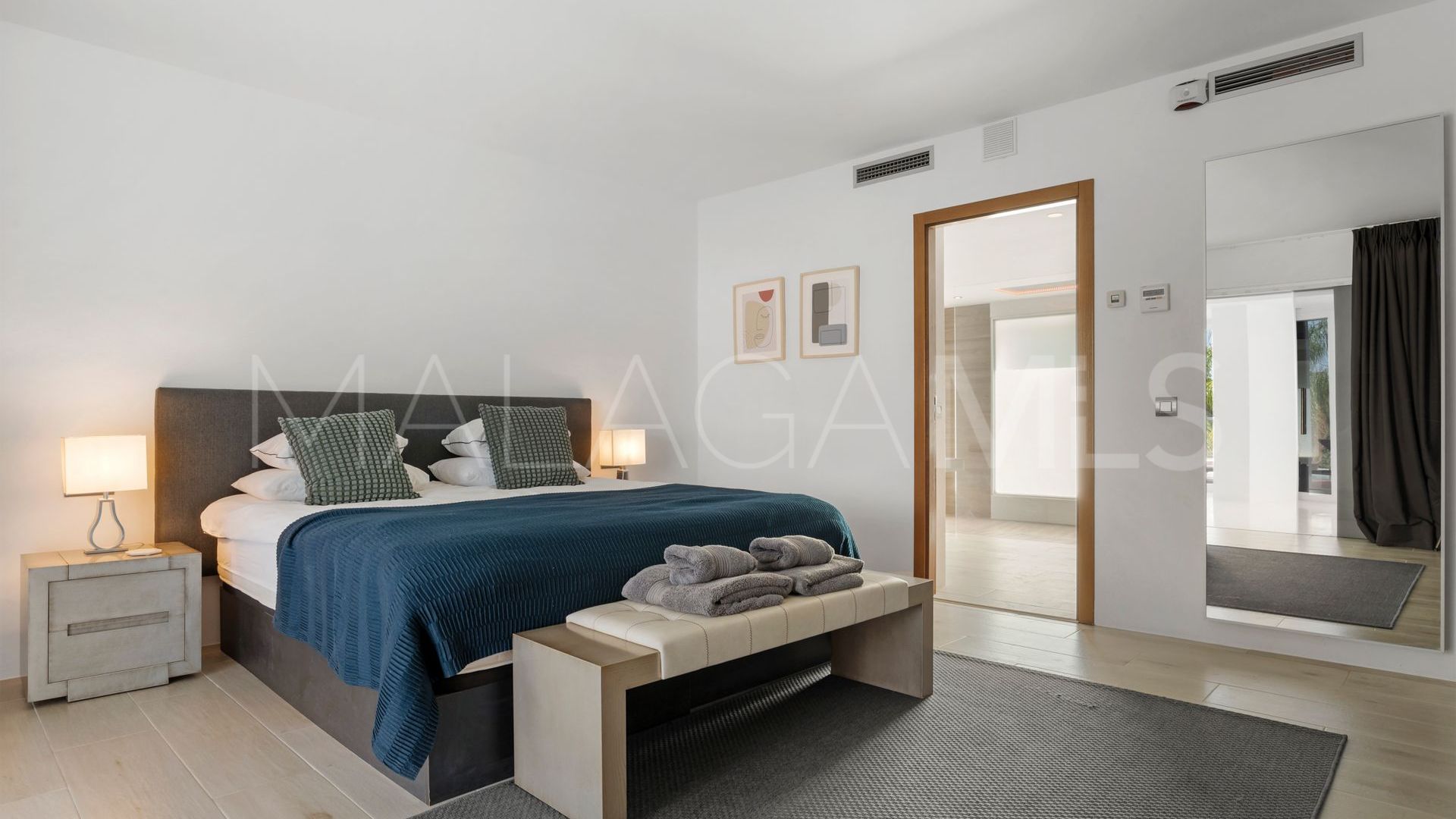 Villa for sale in Hacienda las Chapas