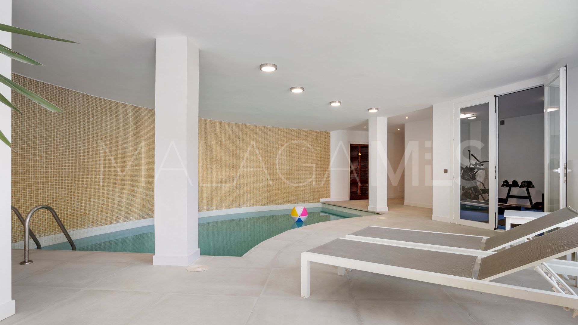 Villa for sale in Hacienda las Chapas