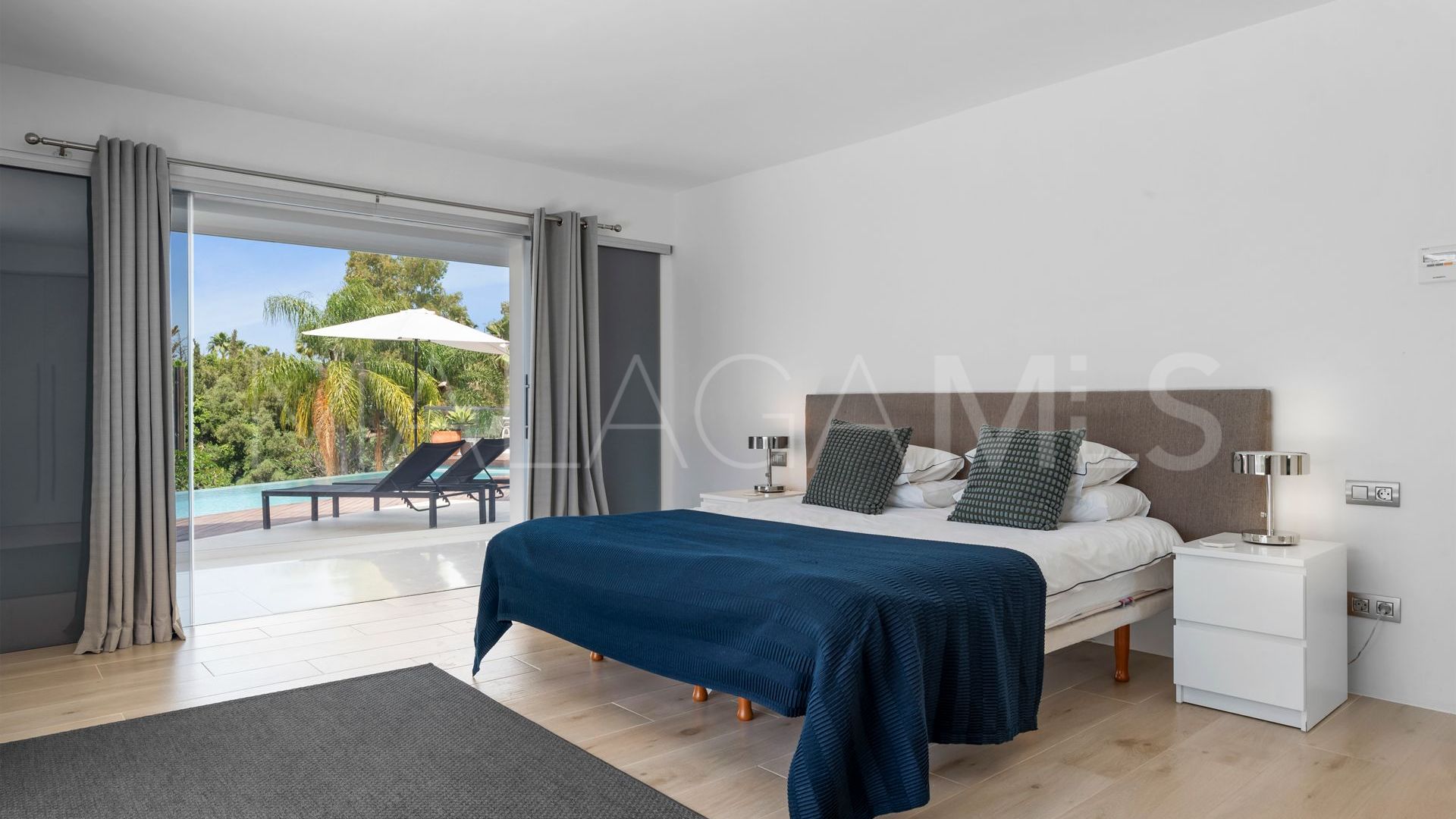 Villa for sale in Hacienda las Chapas