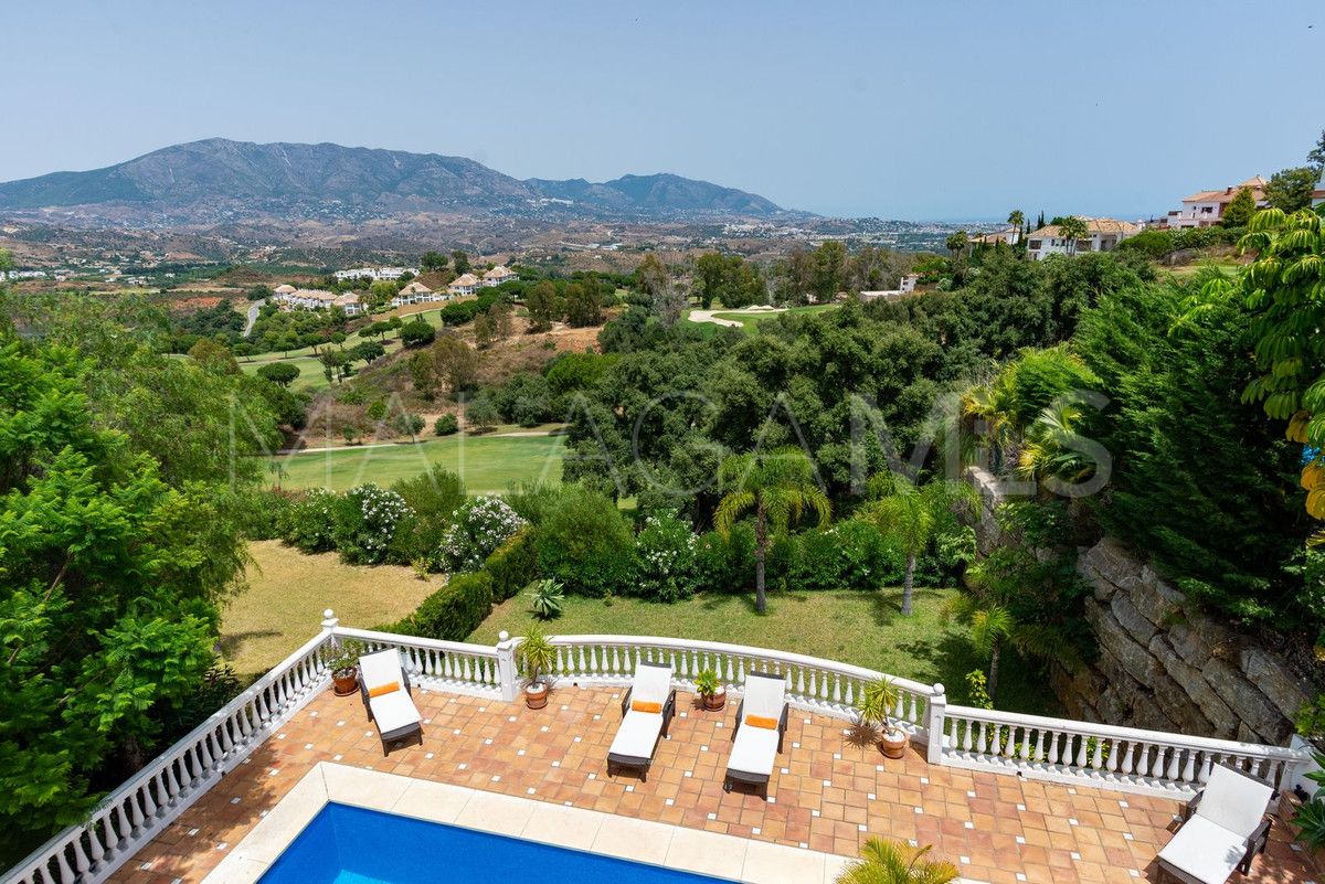 Villa for sale in La Cala Golf Resort with 5 bedrooms