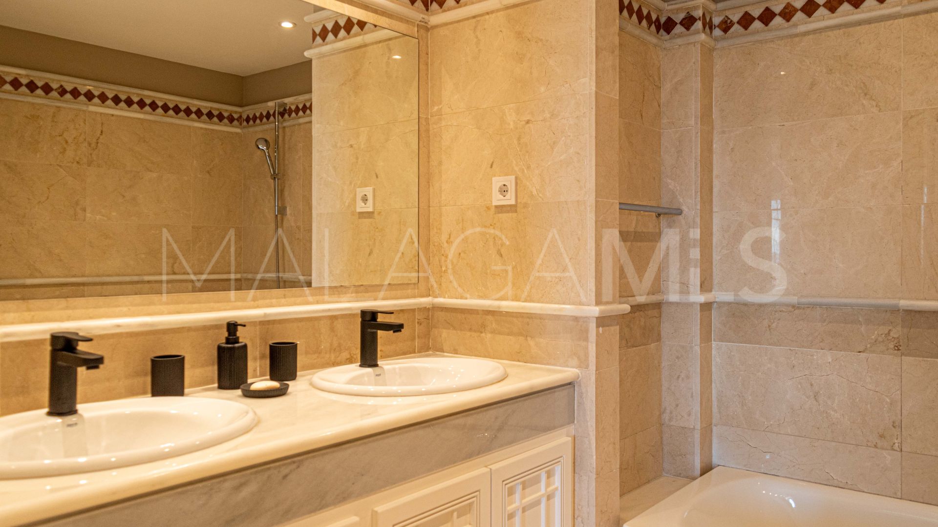 Tvåvåningslägenhet for sale in La Cala Golf Resort