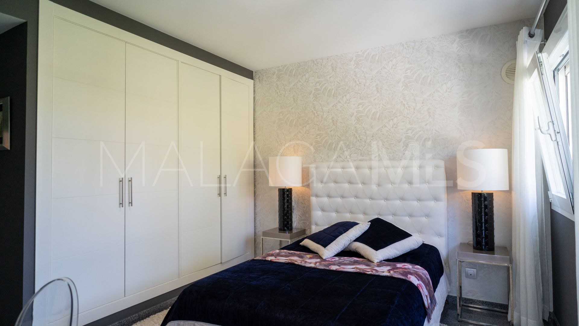 Villa for sale in La Cala Golf Resort de 5 bedrooms