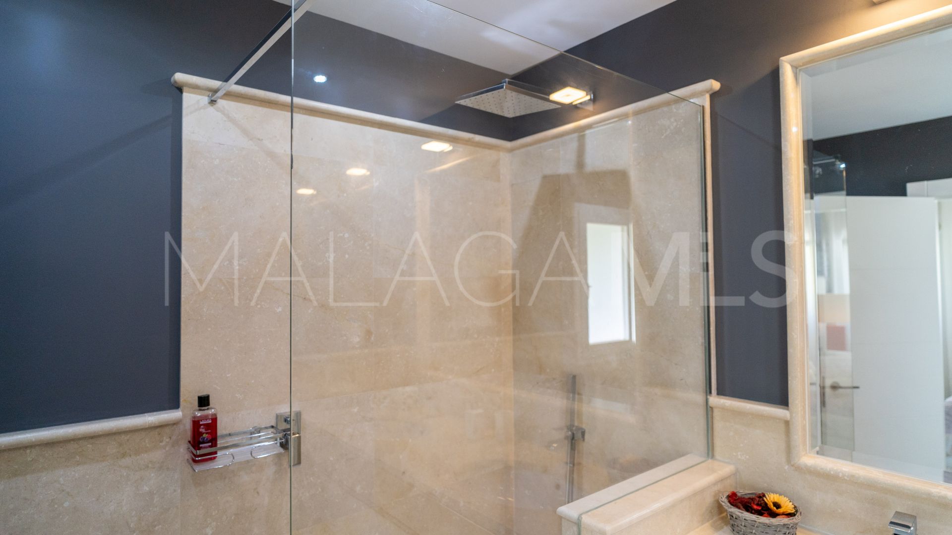 Villa for sale in La Cala Golf Resort de 5 bedrooms
