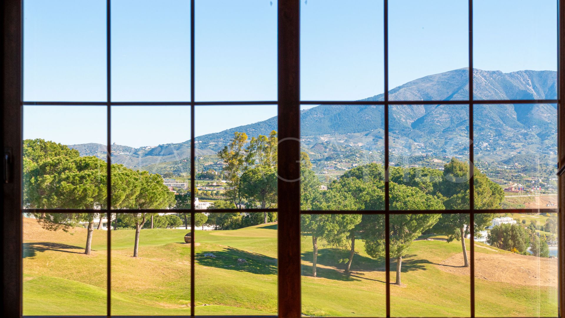 Villa for sale in La Cala Golf Resort