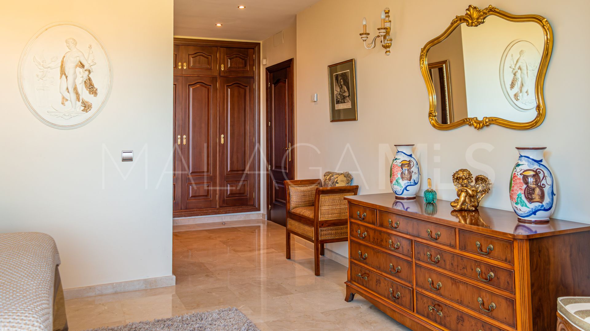 Villa for sale in La Cala Golf Resort