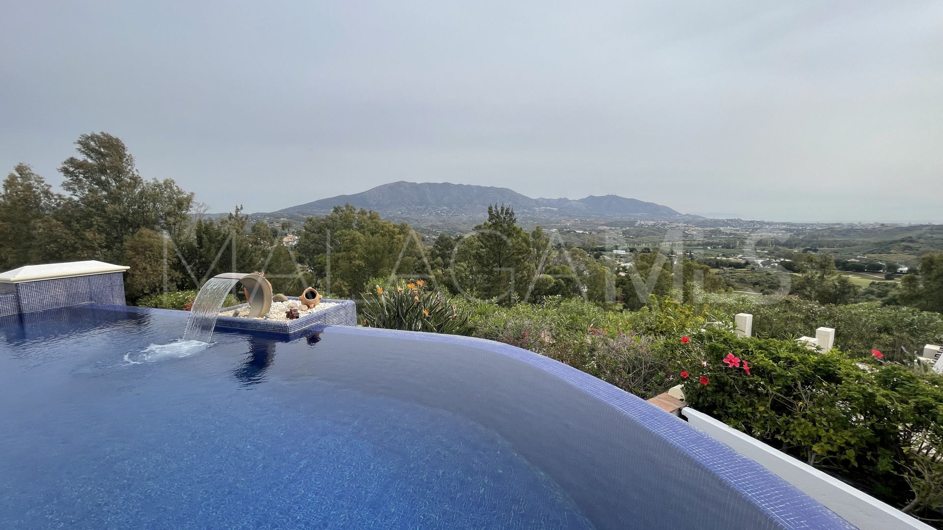 For sale villa with 3 bedrooms in La Cala Golf Resort