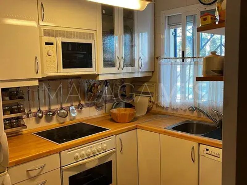 Sitio de Calahonda flat for sale